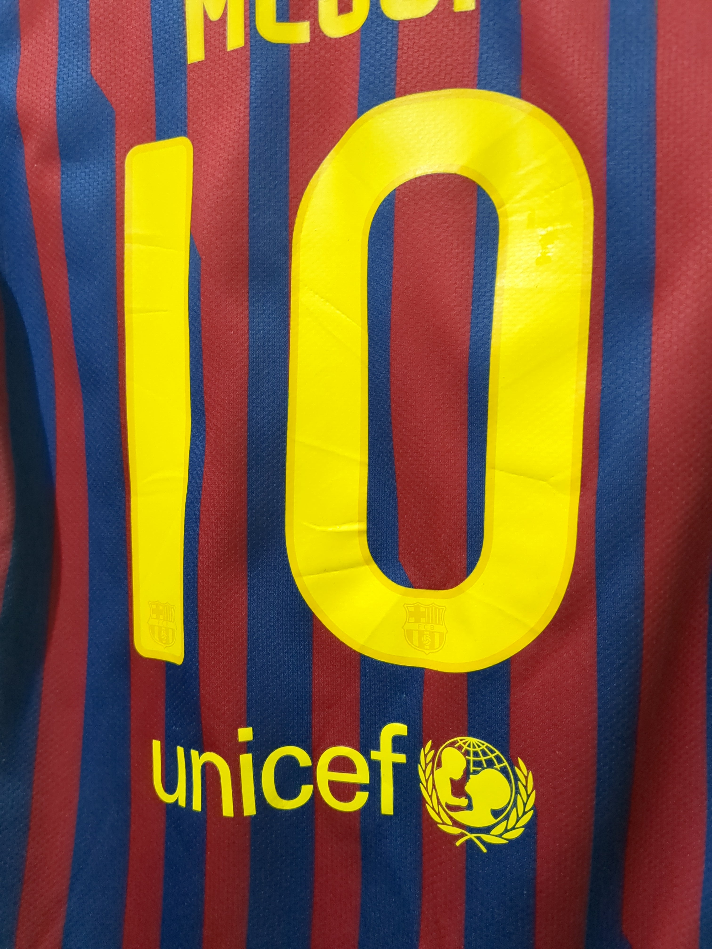 2011-12 Nike Barcelona Home Shirt #10 Messi - (XS)