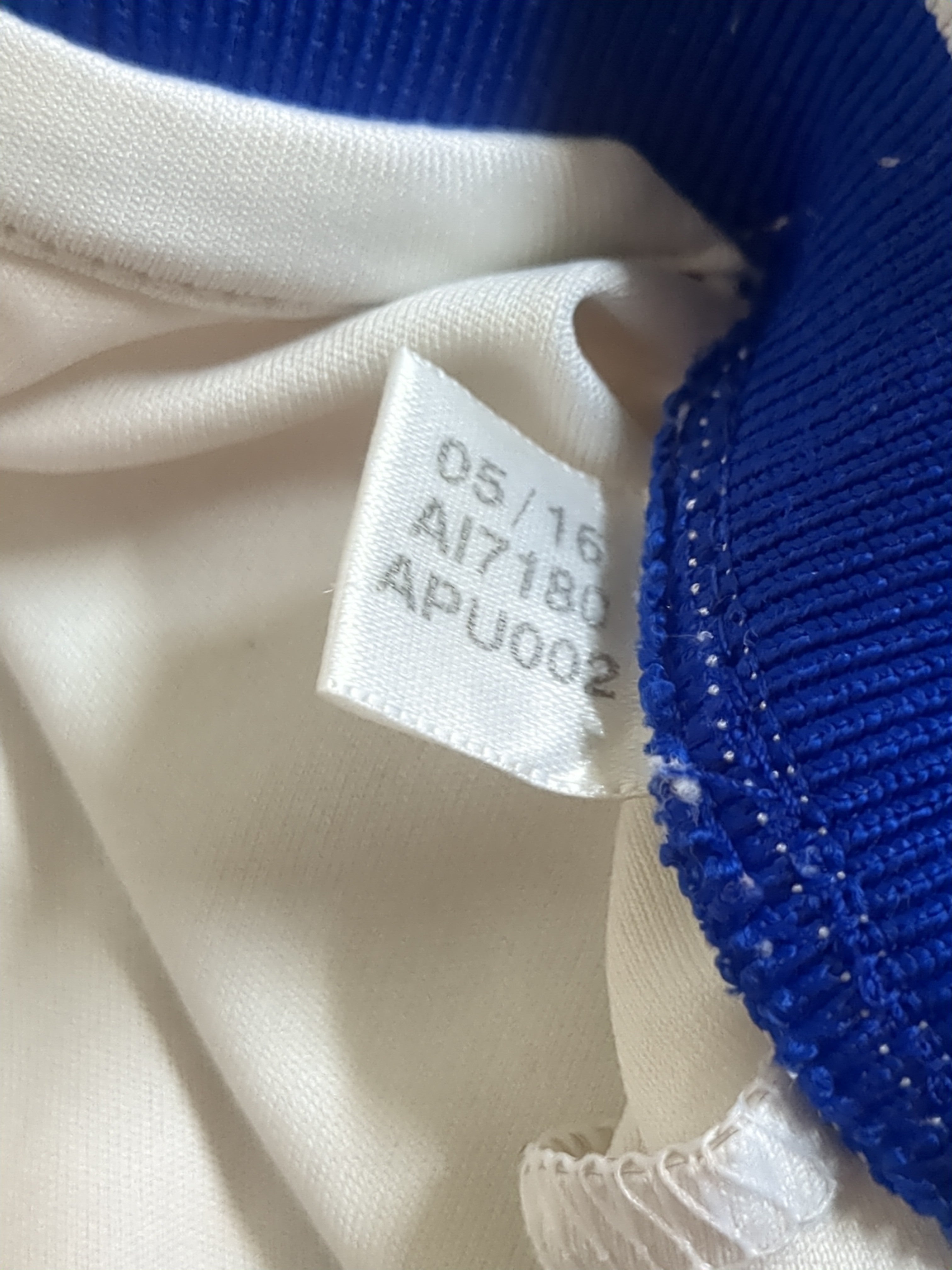 2016-17 Adidas Chelsea Third Shirt - (L)