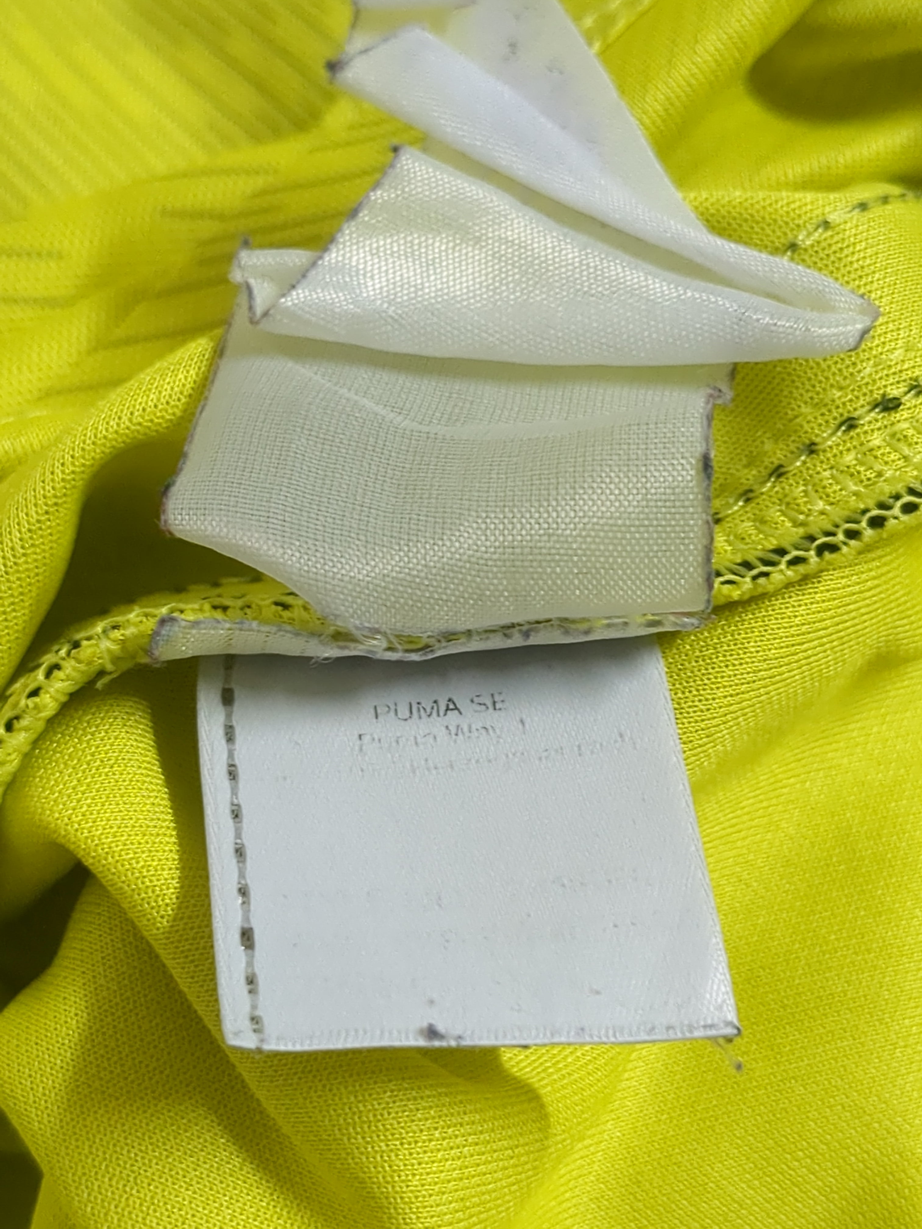 2013-14 Puma Borussia Dortmund Home Shirt #17 Aubameyang - (M)