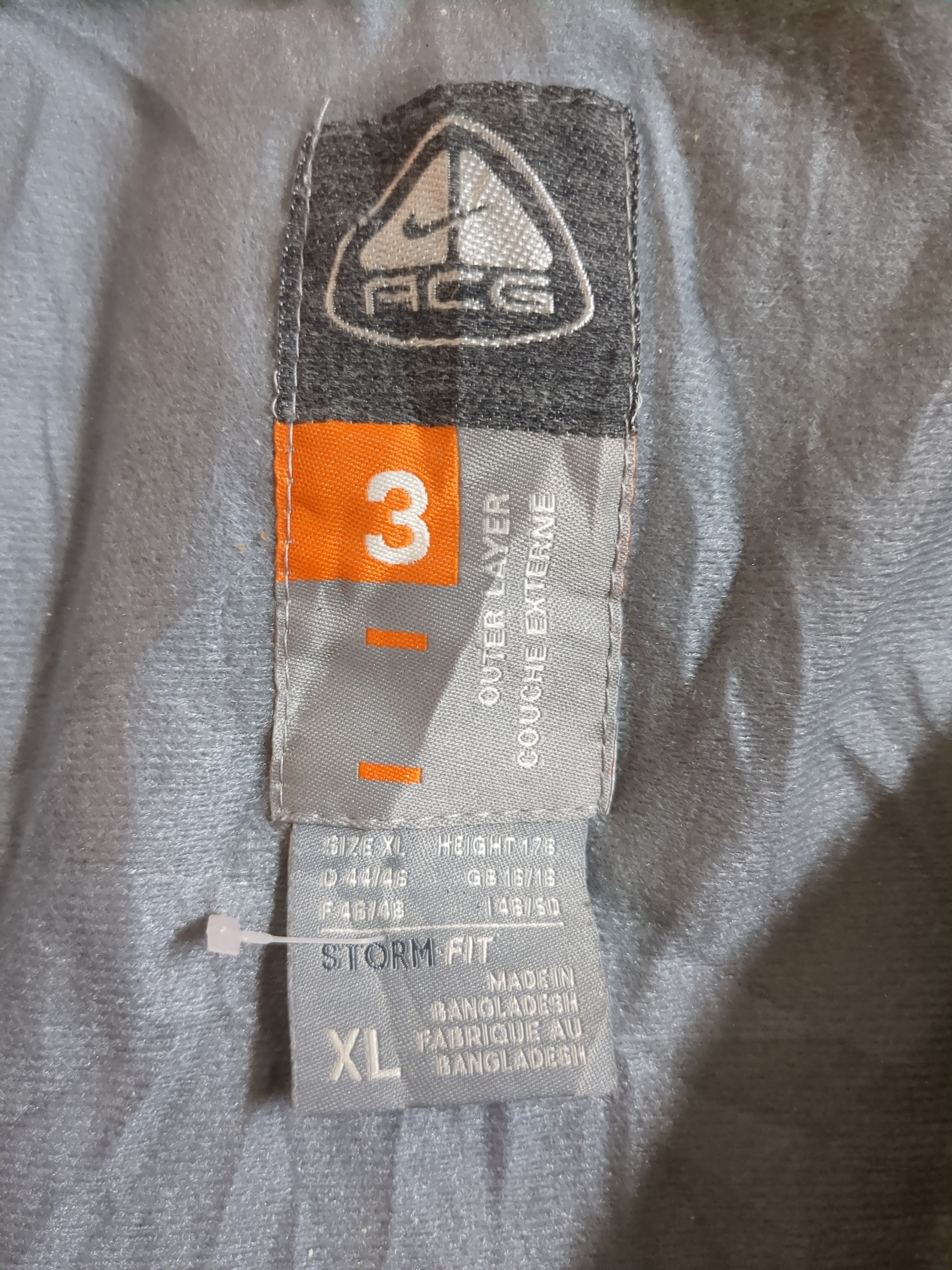 Nike ACG 00s Panelled Jacket - (XL)