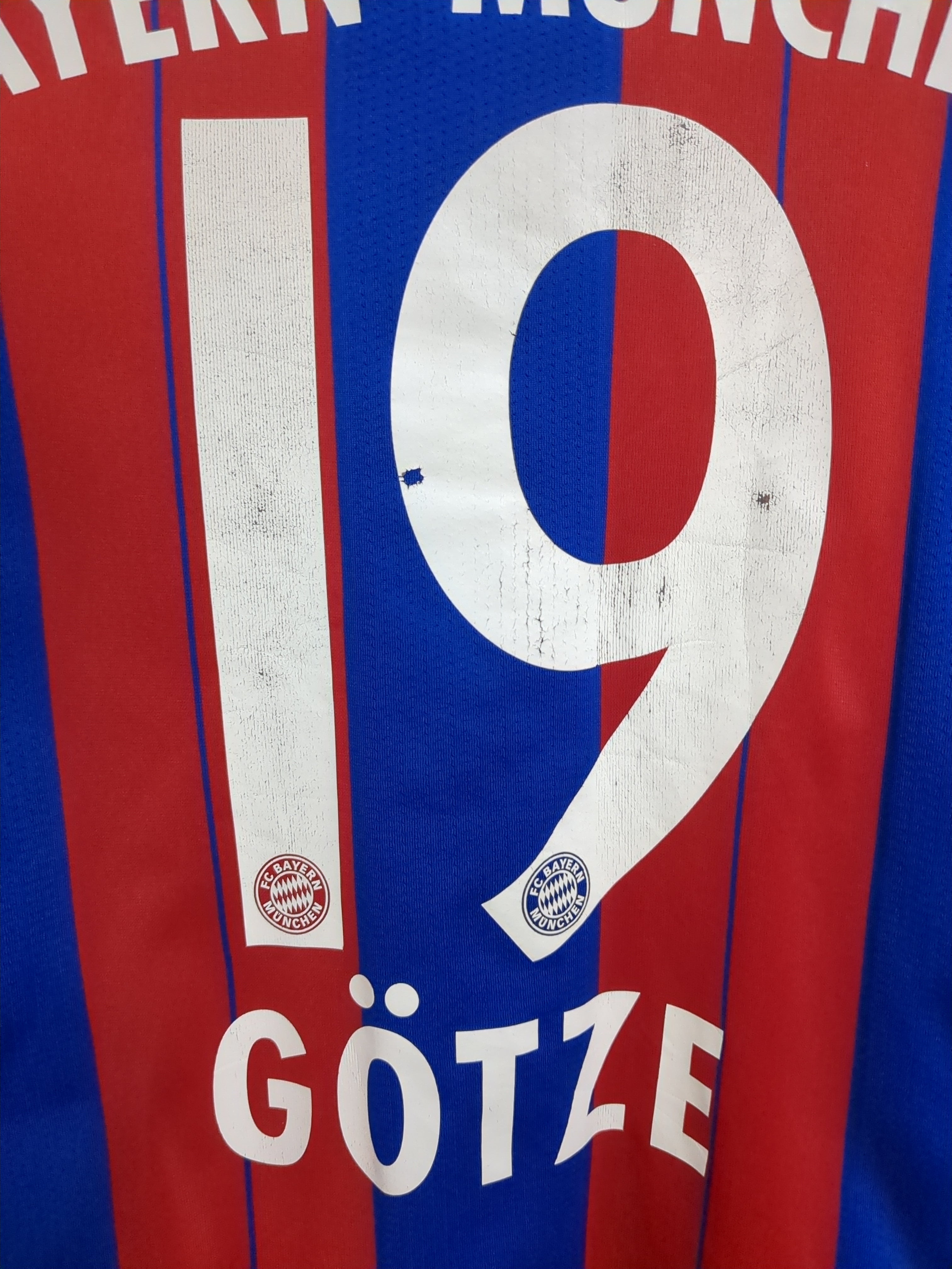 2014-15 Adidas Bayern Munich Home Shirt #19 Gotze - (S)