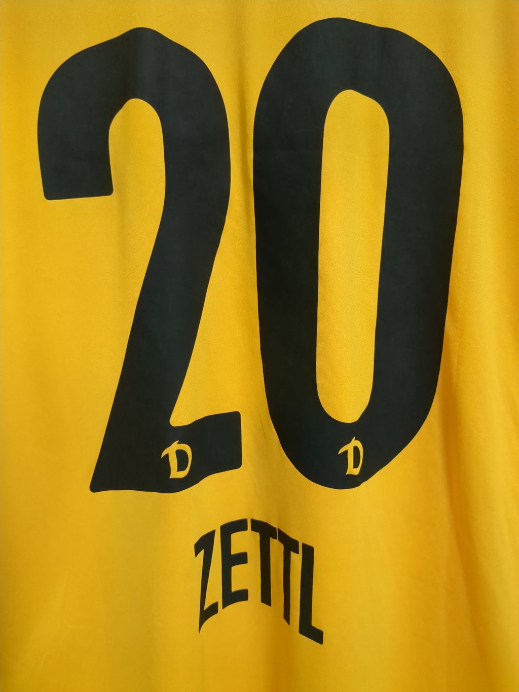 2019-20 Craft Dynamo Dresden Home Shirt #20 - (XL)