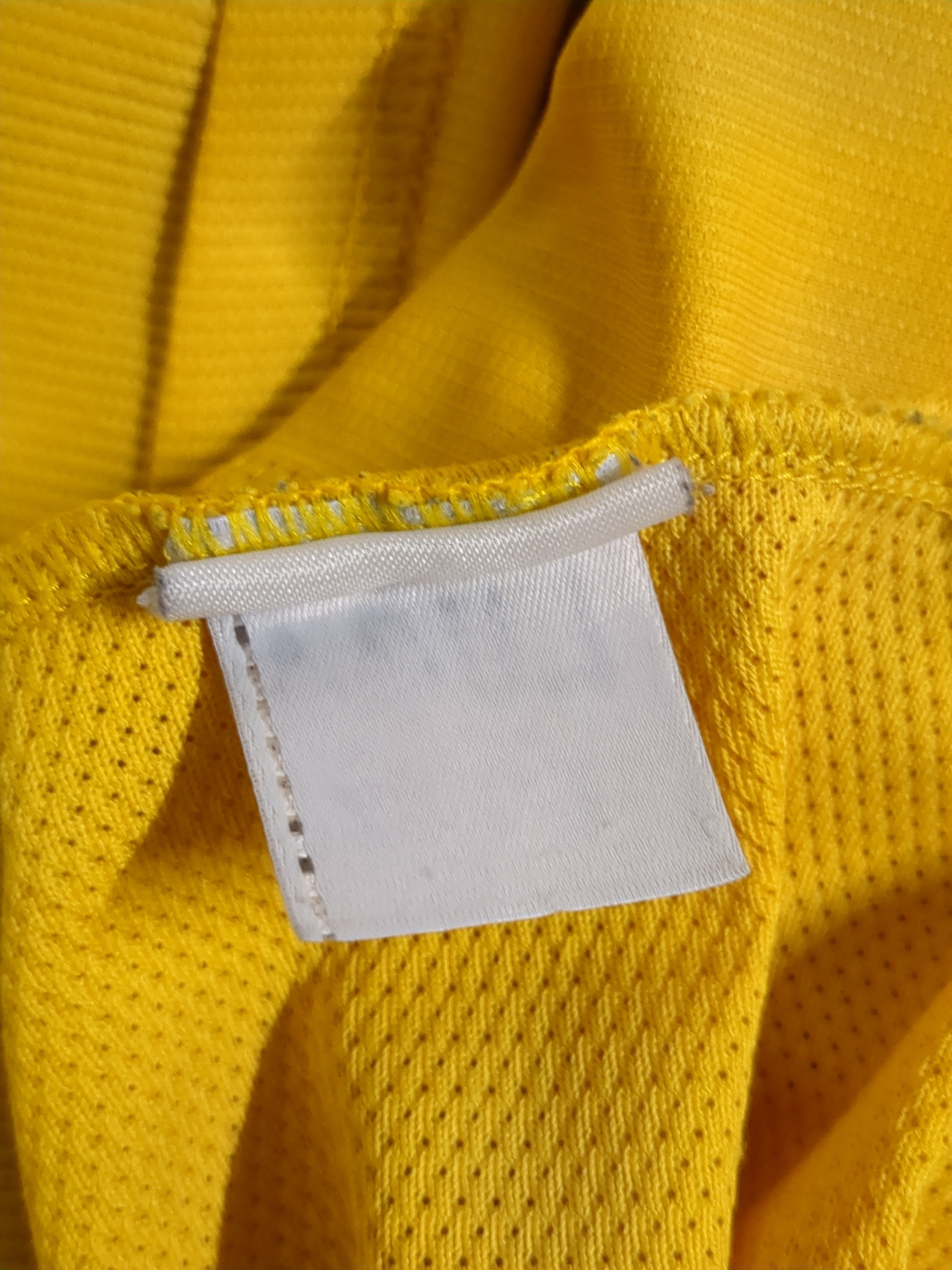 2011-12 Puma BSC Young Boys Training Shirt - (M)