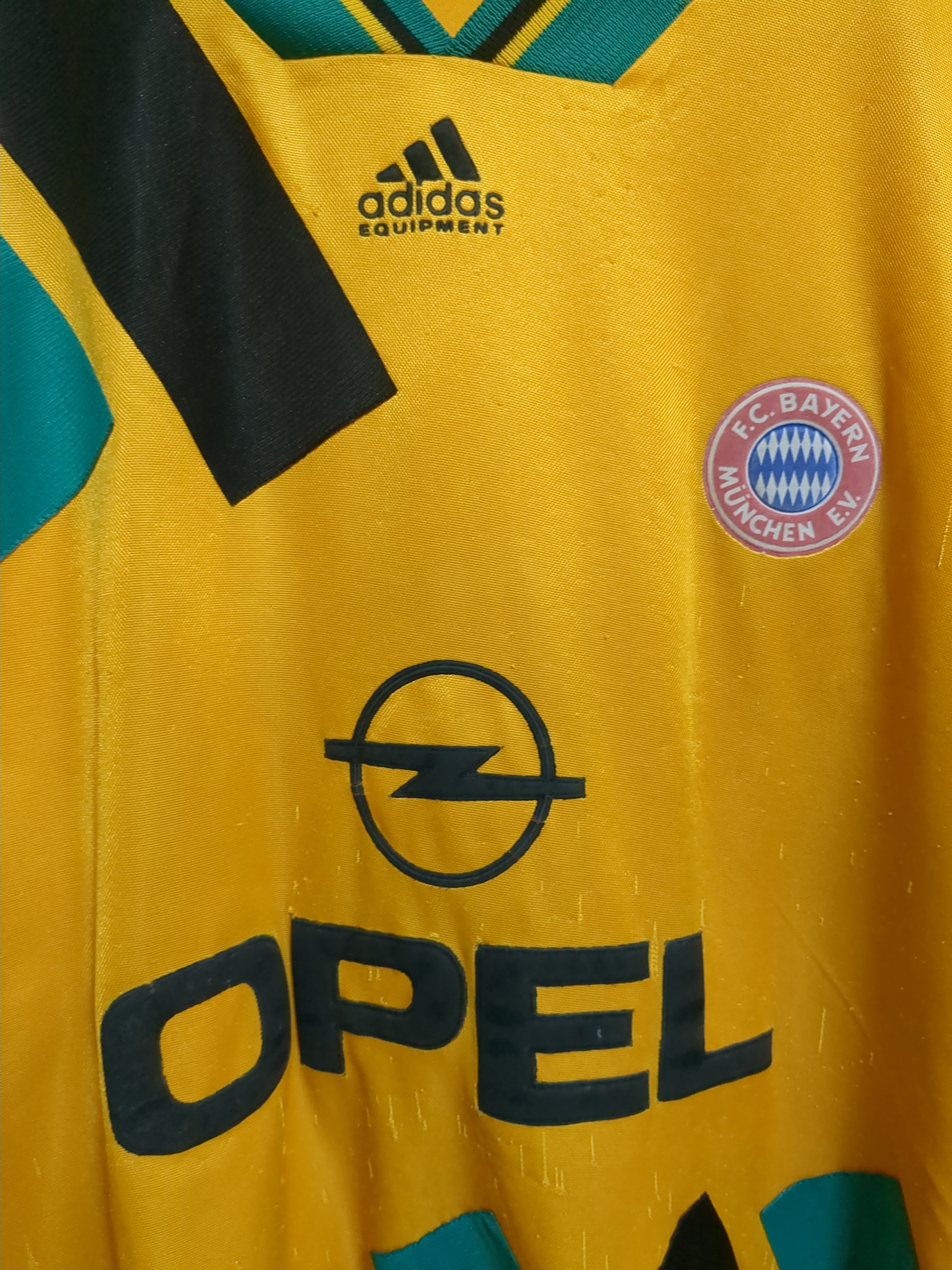 1993-96 Adidas Bayern Munich Away Shirt - (XL)