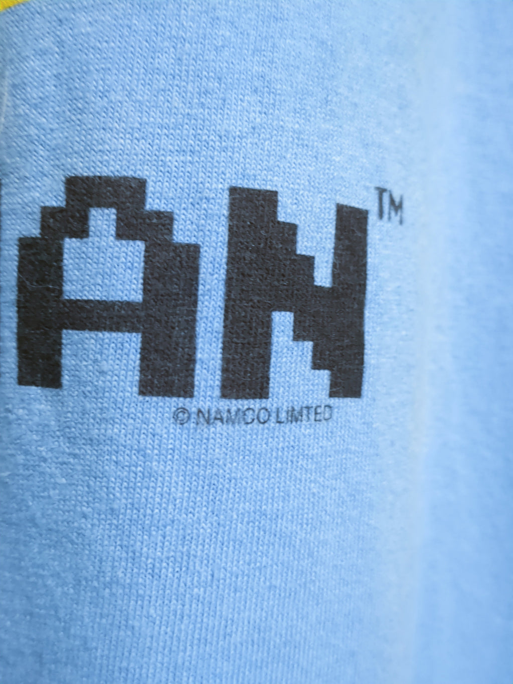 Giant 2001 Pacman Graphic Tee - (XL)