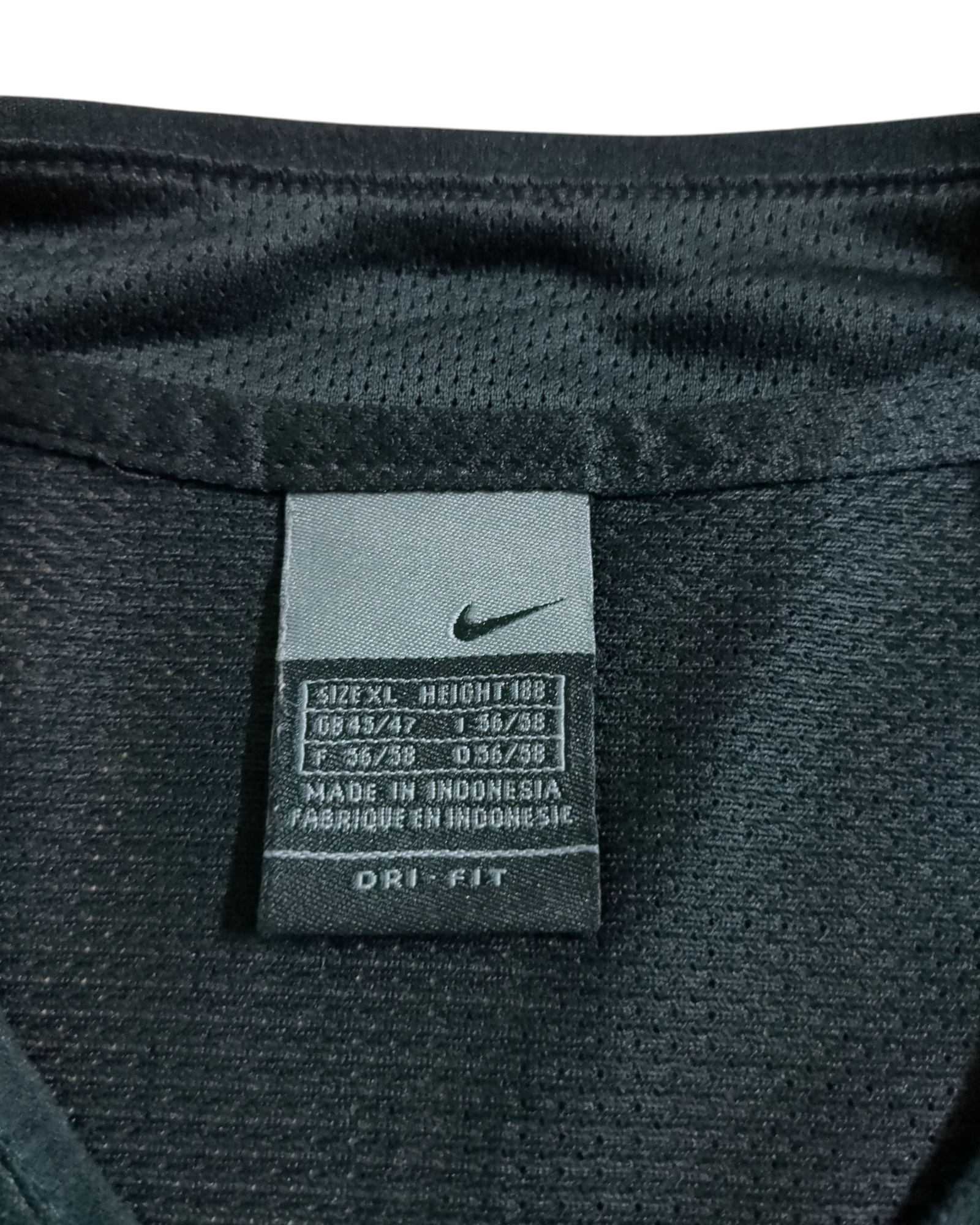2003-04 Nike Juventus Training Shirt - (XL)