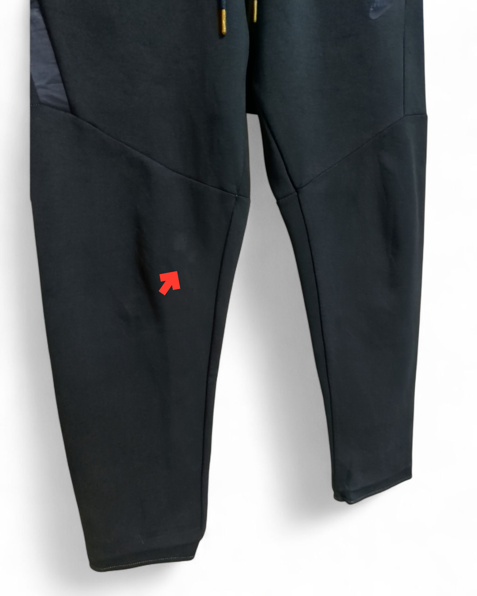Nike Tech Fleece Cropped Joggers - (W30 x L36)