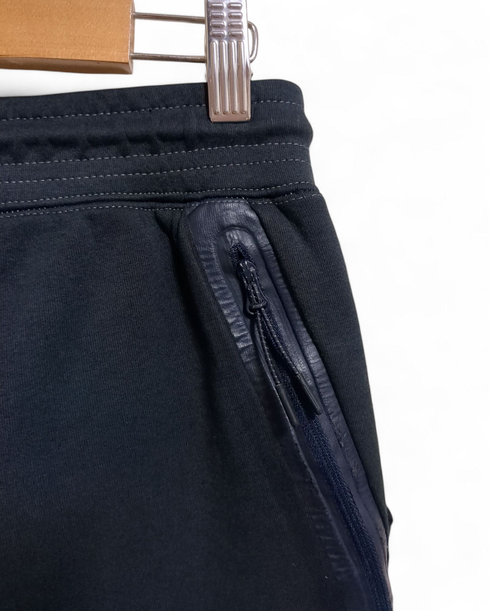 Nike Tech Fleece Cropped Joggers - (W30 x L36)