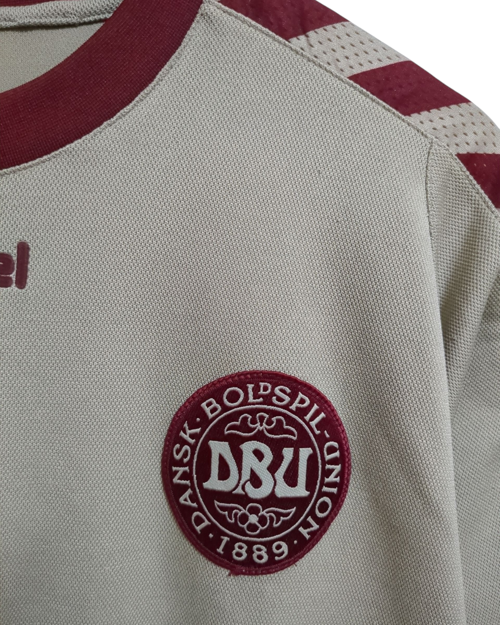 2002-03 Hummel Denmark Training Shirt - (L)