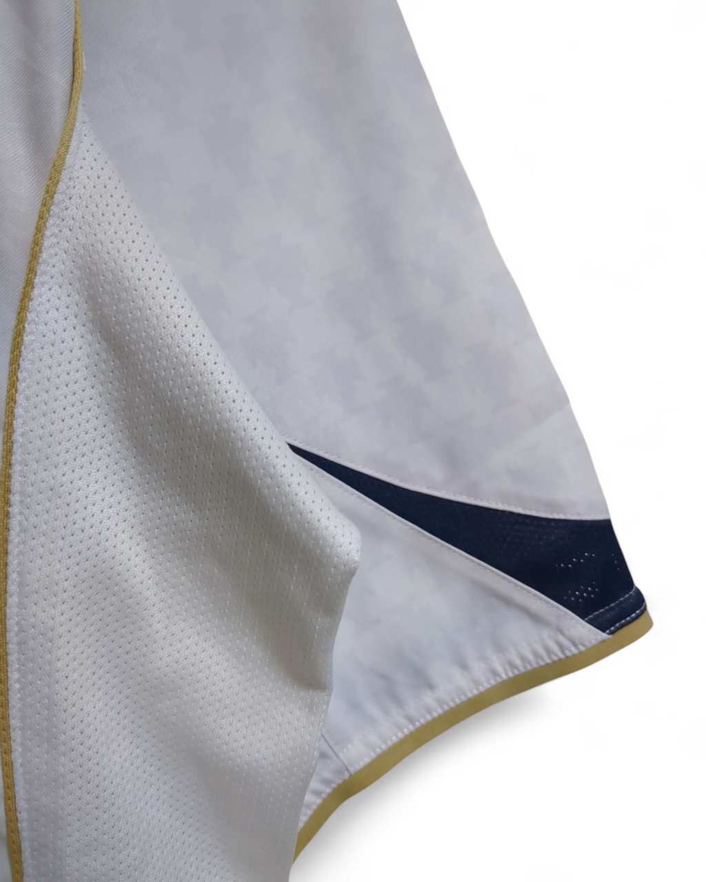 2004-06 Nike Portugal Away Shirt - (L)