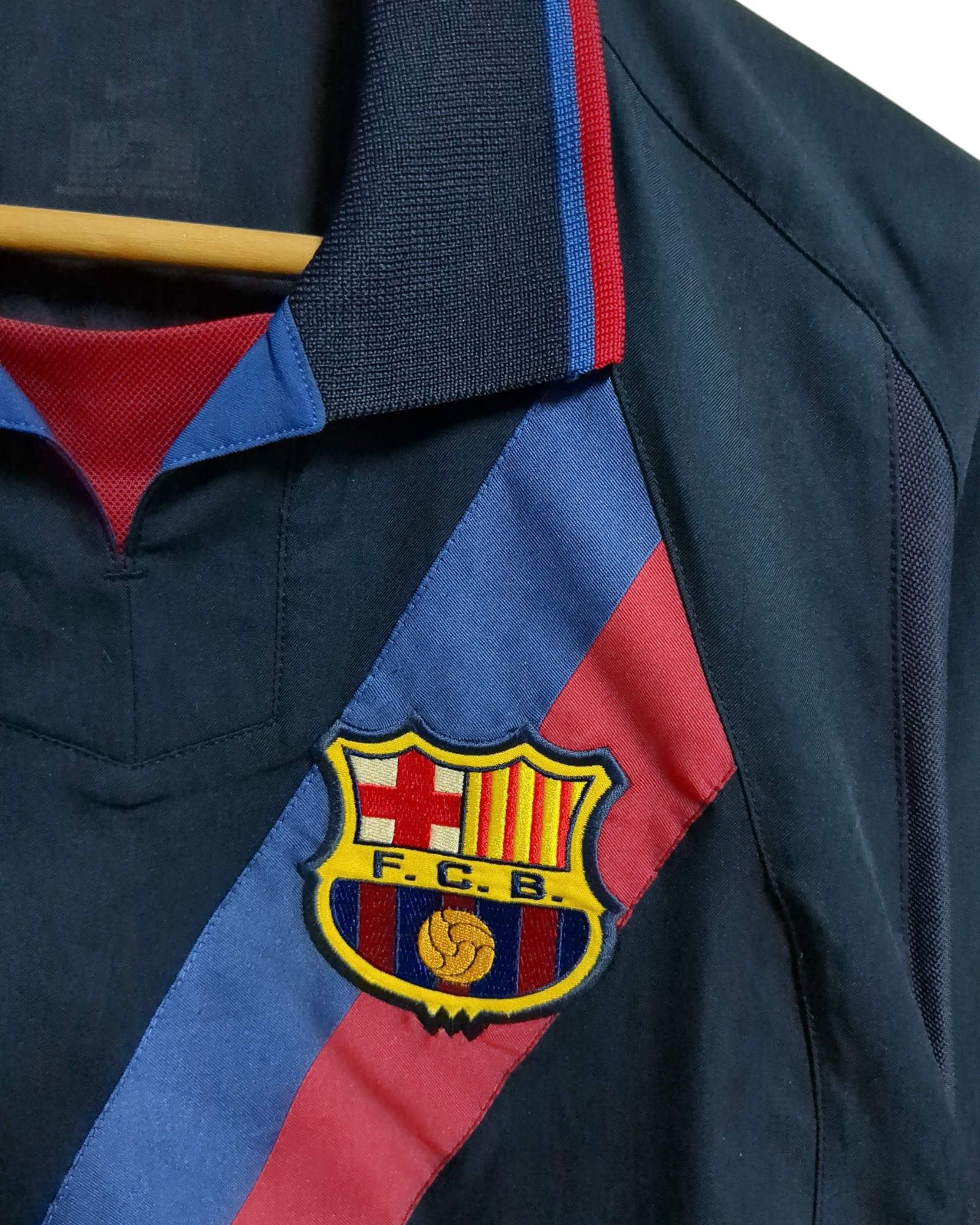 2002-03 Nike Barcelona Away Shirt #7 Saviola - (M)