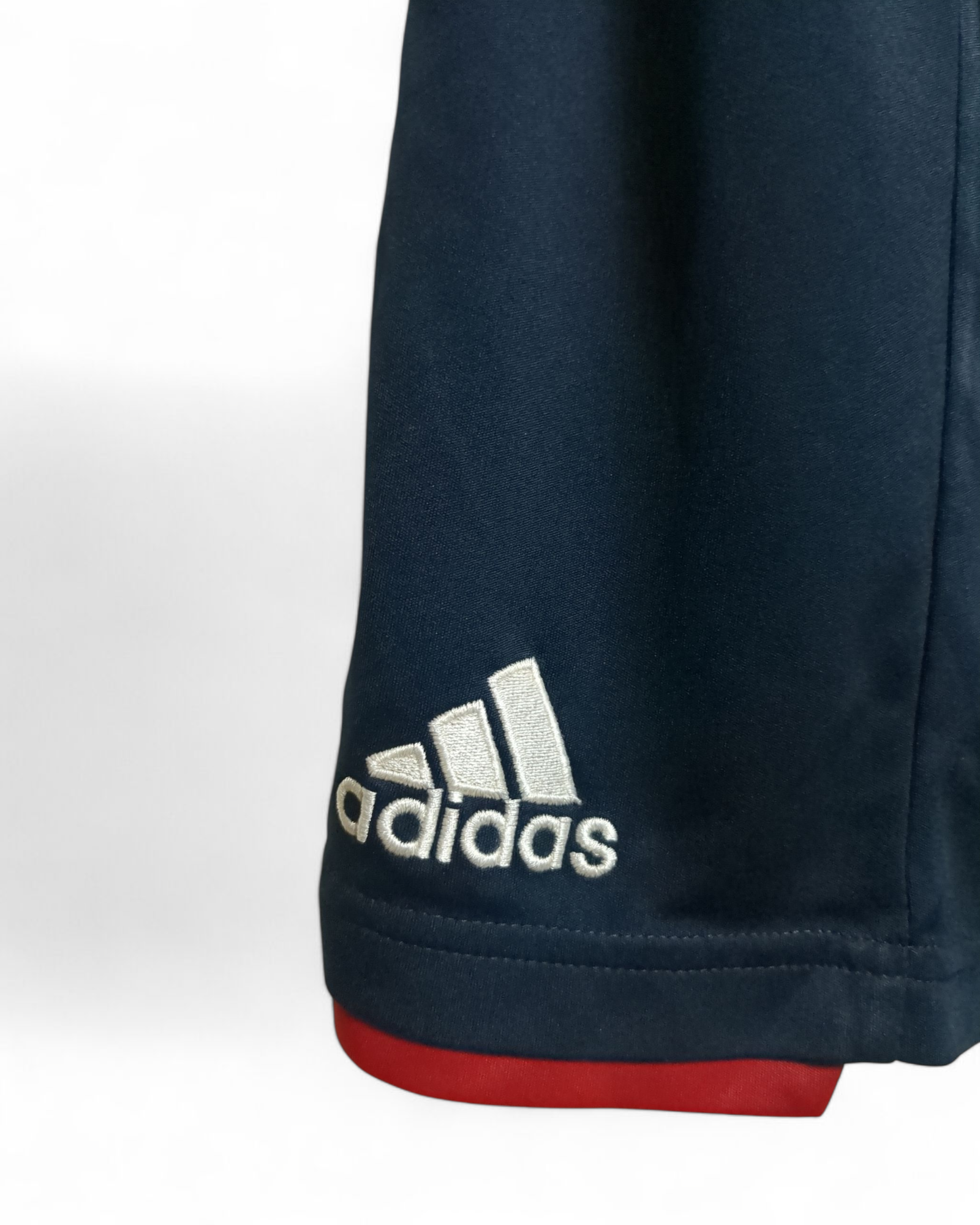 2010-11 Adidas Bayern Away Shorts - (W32 x L19)