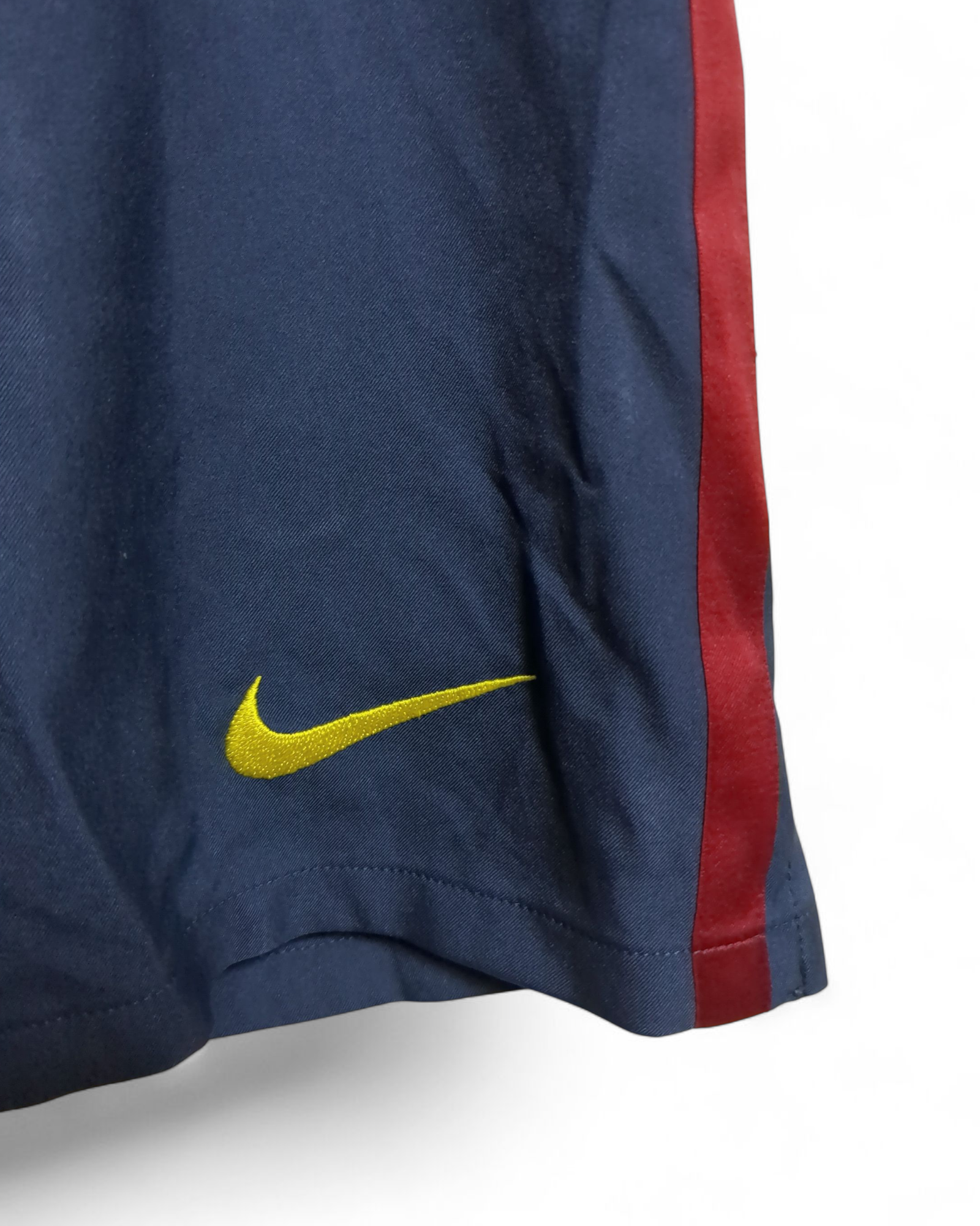 2012-13 Nike Barcelona Home Shorts - (W28 x L17)