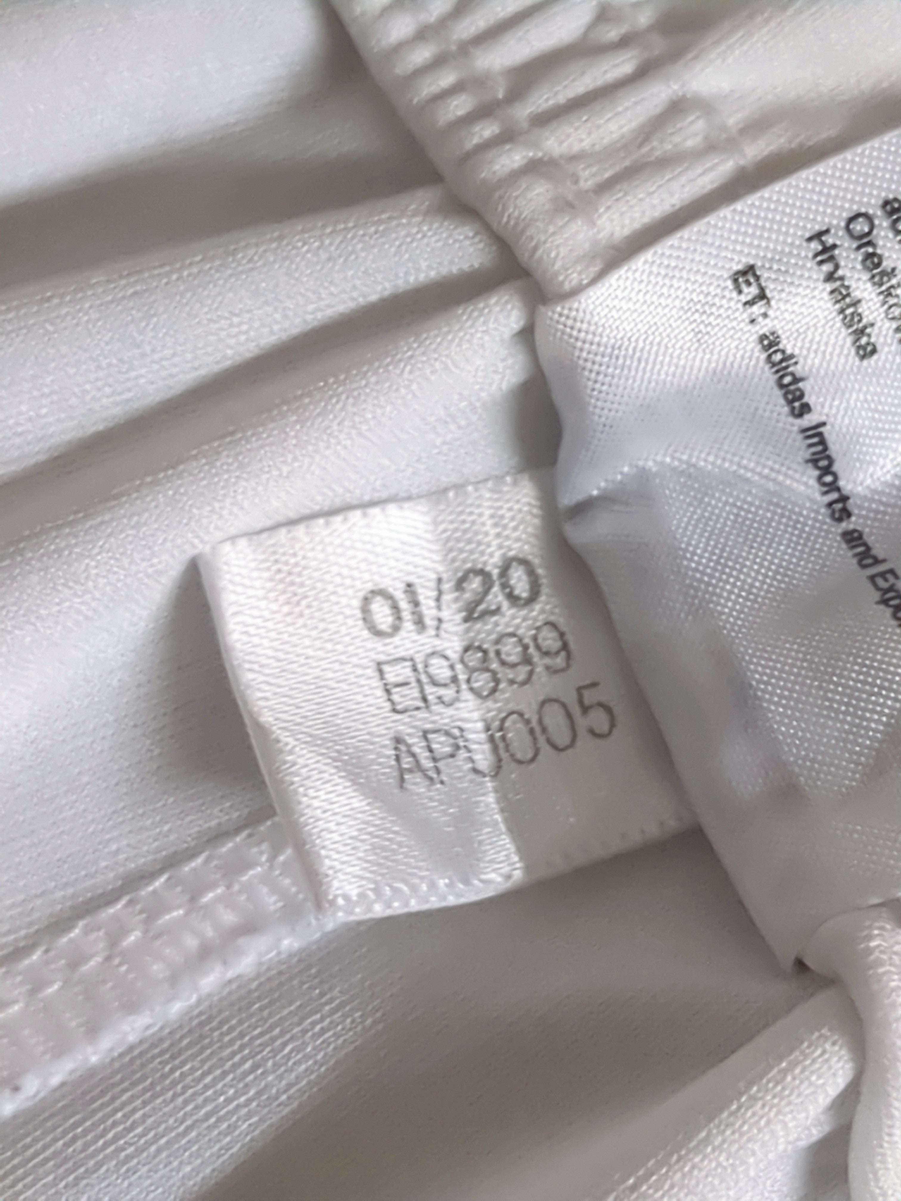 2020-21 Adidas Juventus Home Shorts - (W26 x L17)