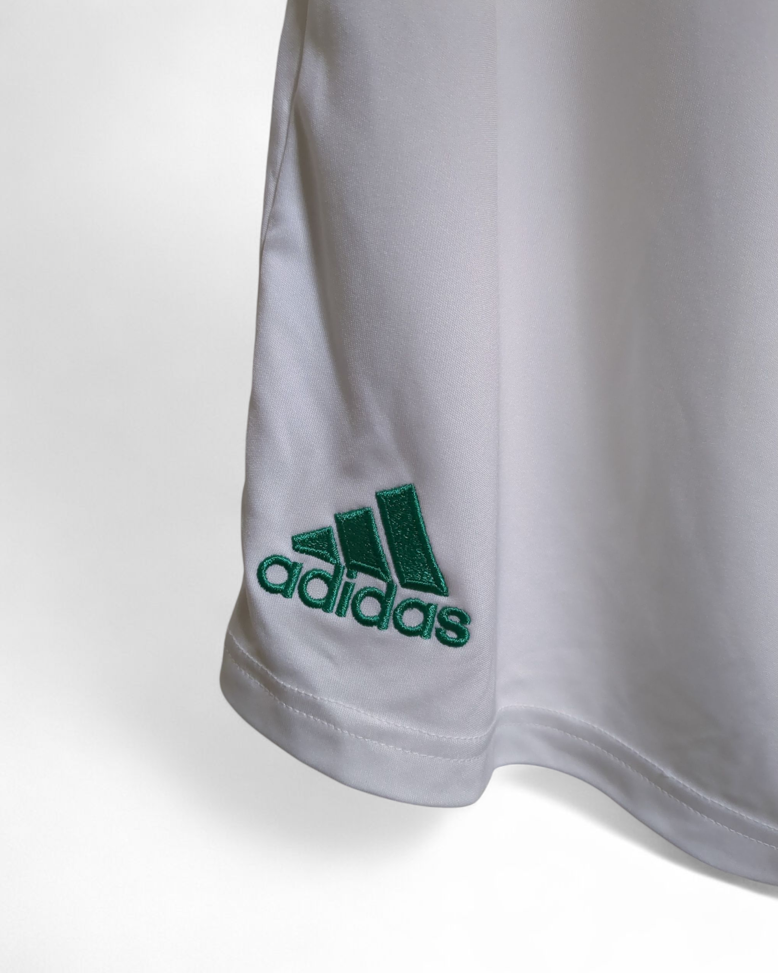 2007-08 Adidas Rapid Wien Home Shorts - (W26 x L17)