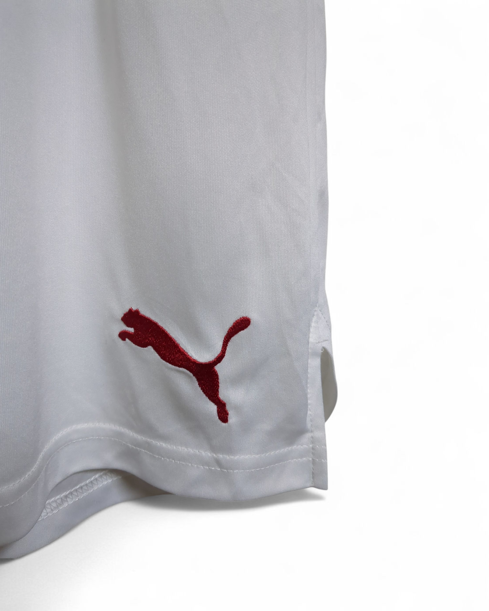 2015-16 Puma Arsenal Home Shorts - (W30 x L19)