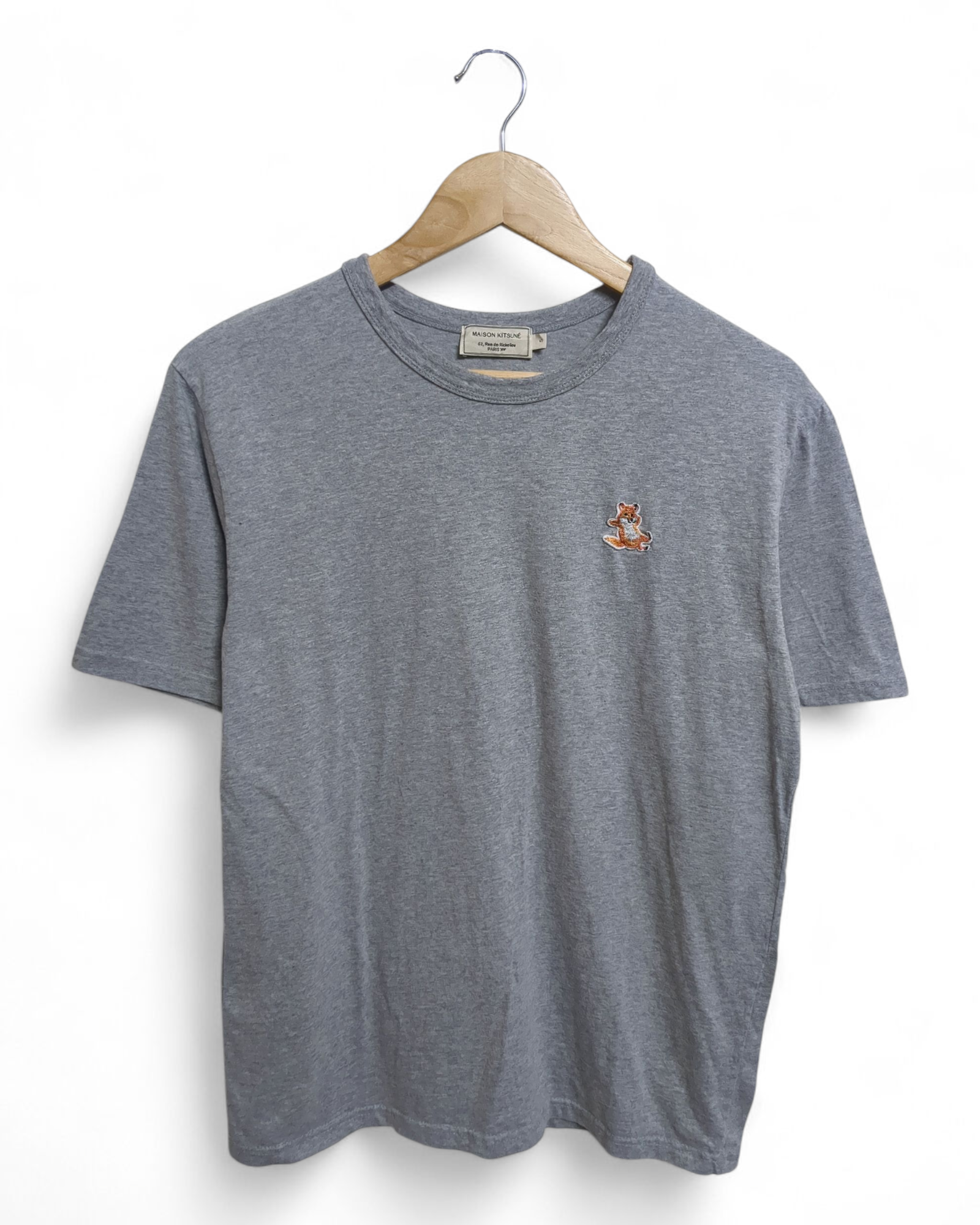 Maison Kitsune Chillax Fox Tee - (S)