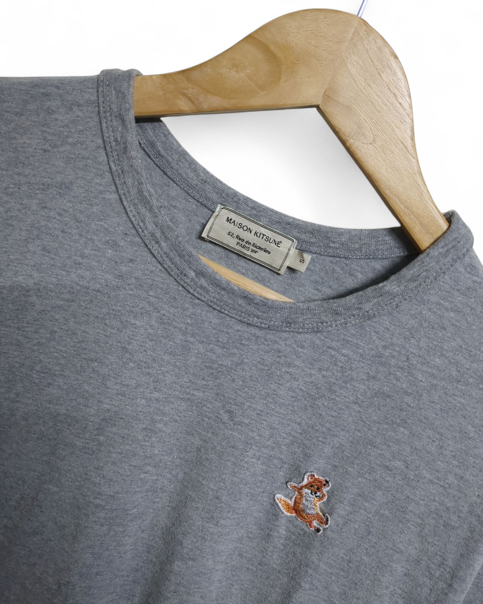 Maison Kitsune Chillax Fox Tee - (S)