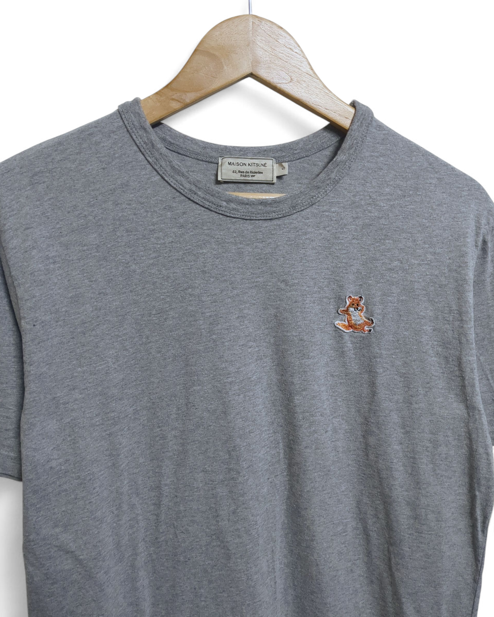 Maison Kitsune Chillax Fox Tee - (S)
