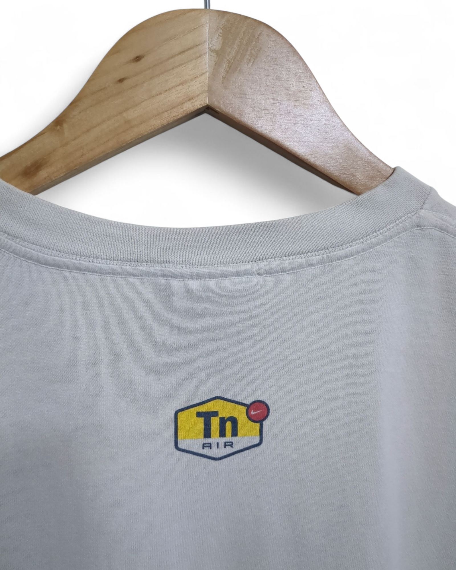 Nike 00s Tn Air Mid Logo Tee - (L)