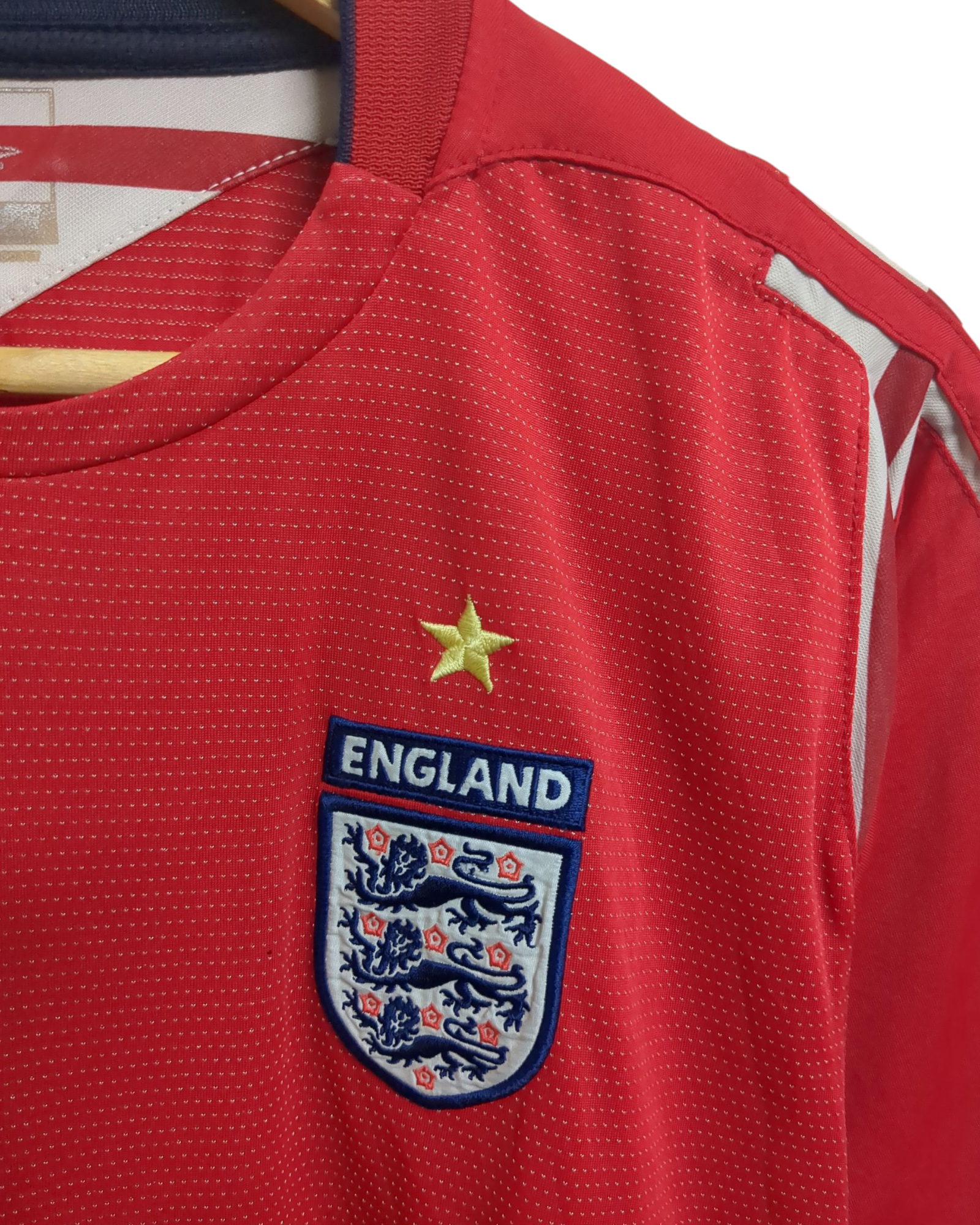 2004-06 Umbro England Away Shirt - (L)