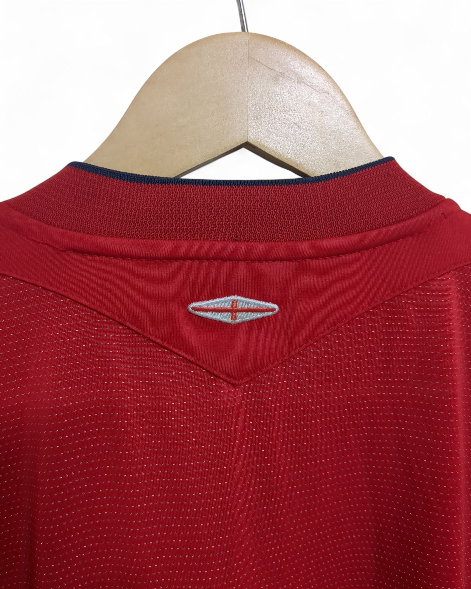 2004-06 Umbro England Away Shirt - (L)