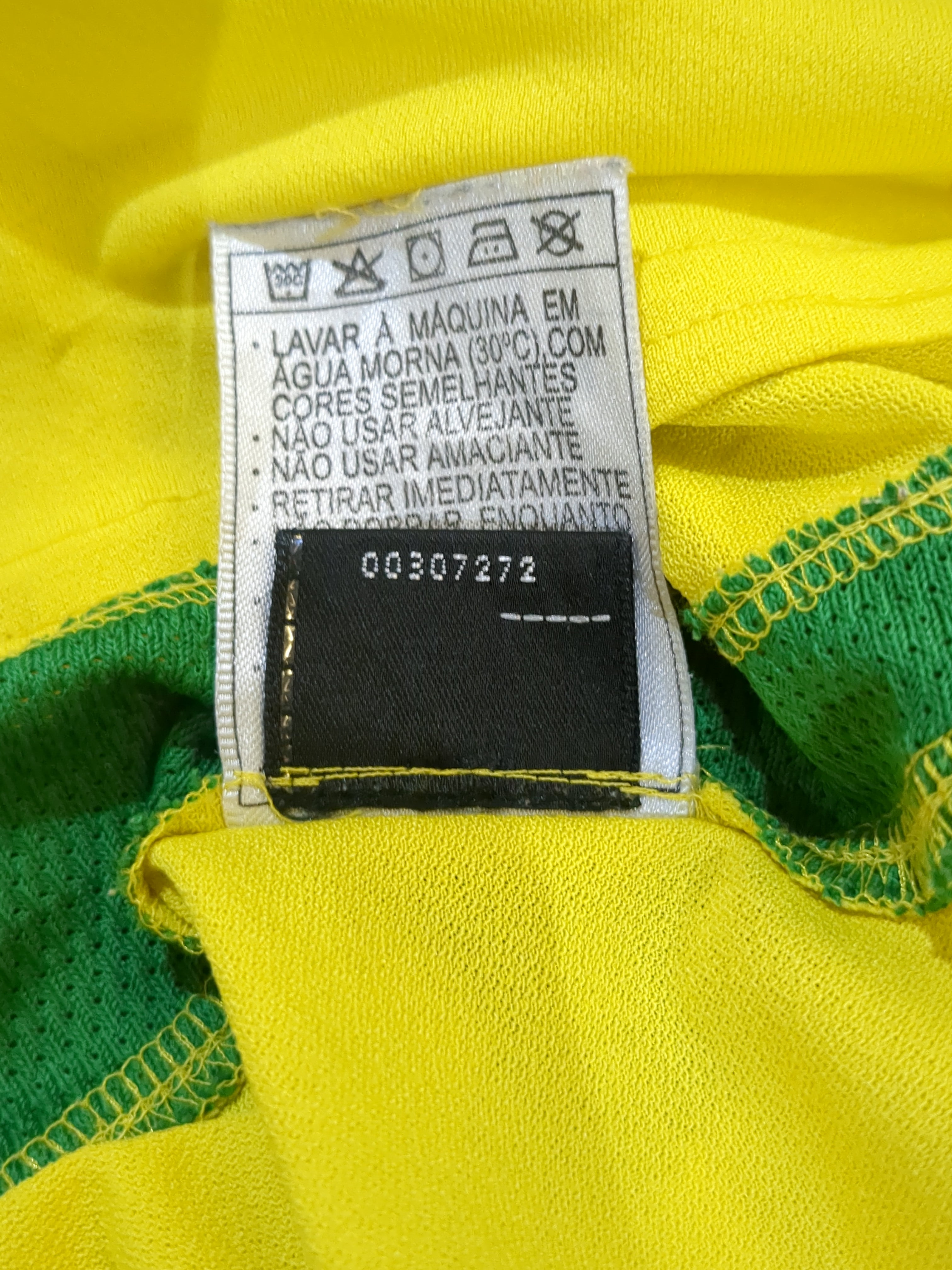 2002-04 Nike Brazil Home Shirt - (S)