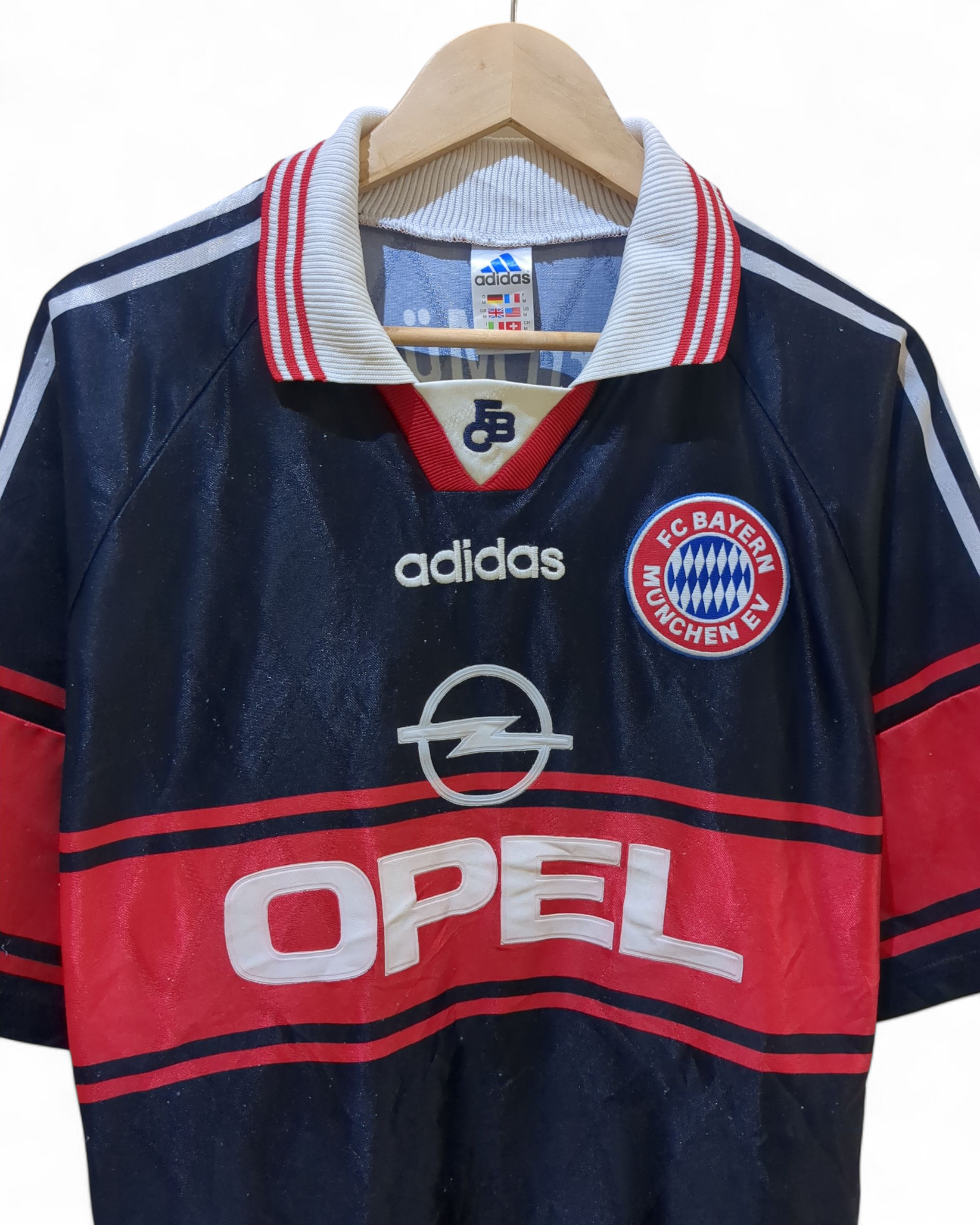 1997-99 Adidas Bayern Munich Home Shirt #14 Basler with Shorts - (L)