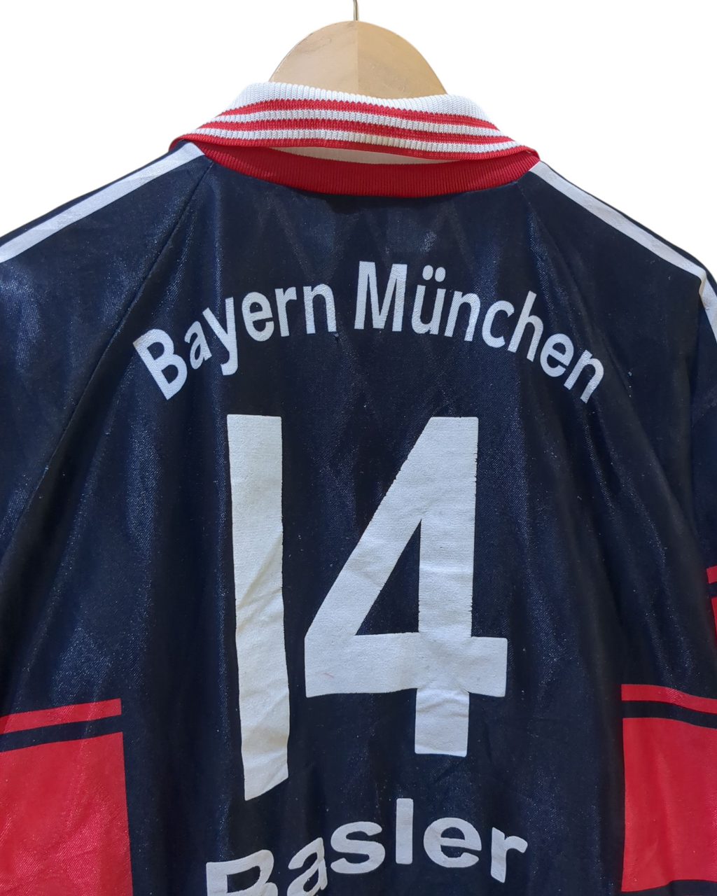 1997-99 Adidas Bayern Munich Home Shirt #14 Basler with Shorts - (L)