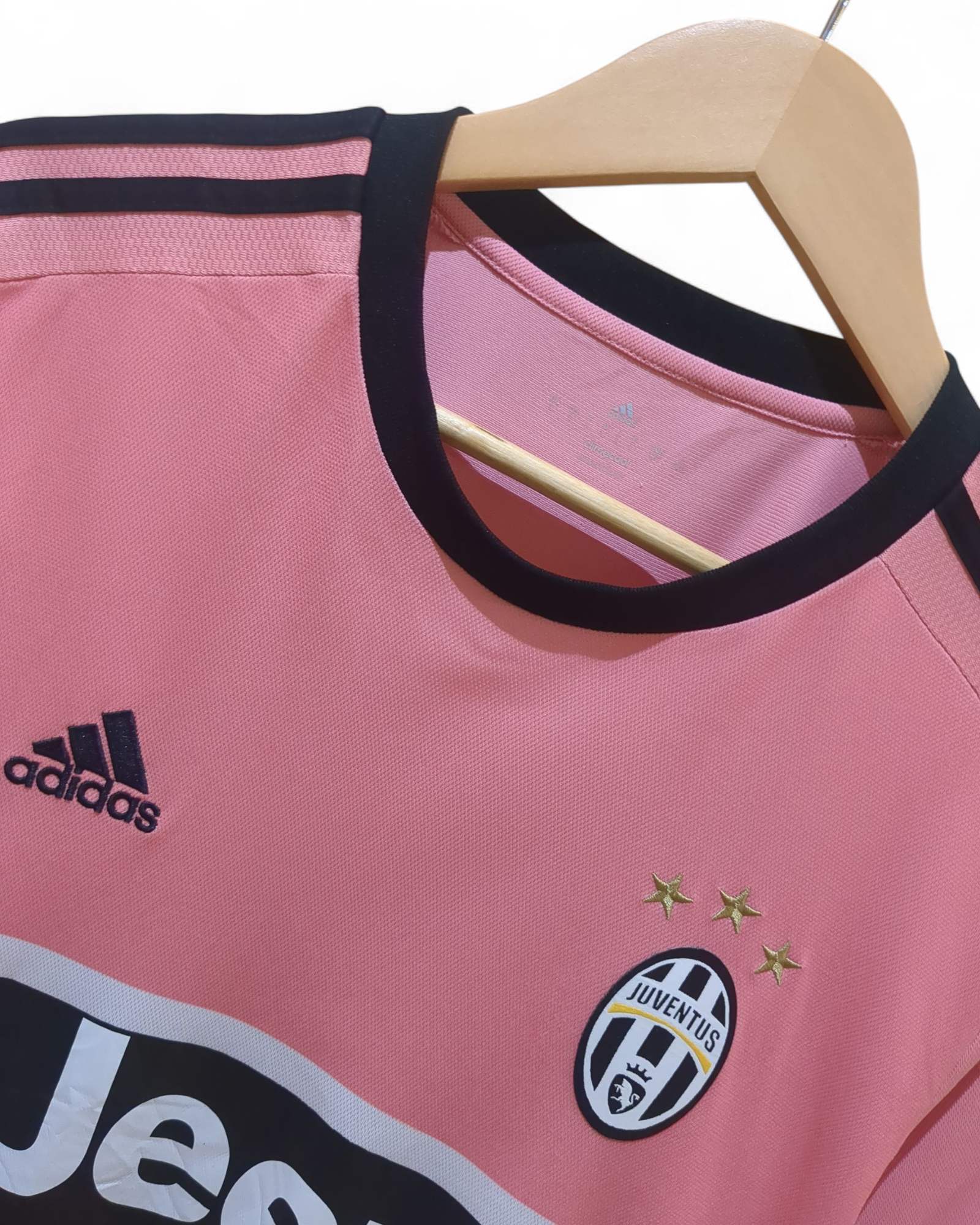 2015-16 Adidas Juventus Away Shirt - (L)