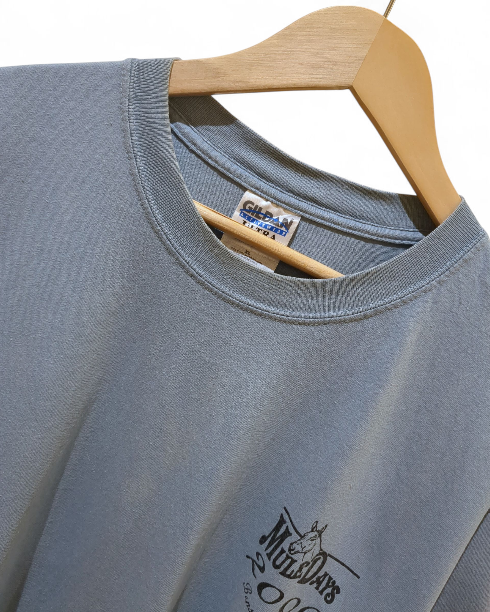 Gildan 00s Mule Days Graphic Tee - (XL)