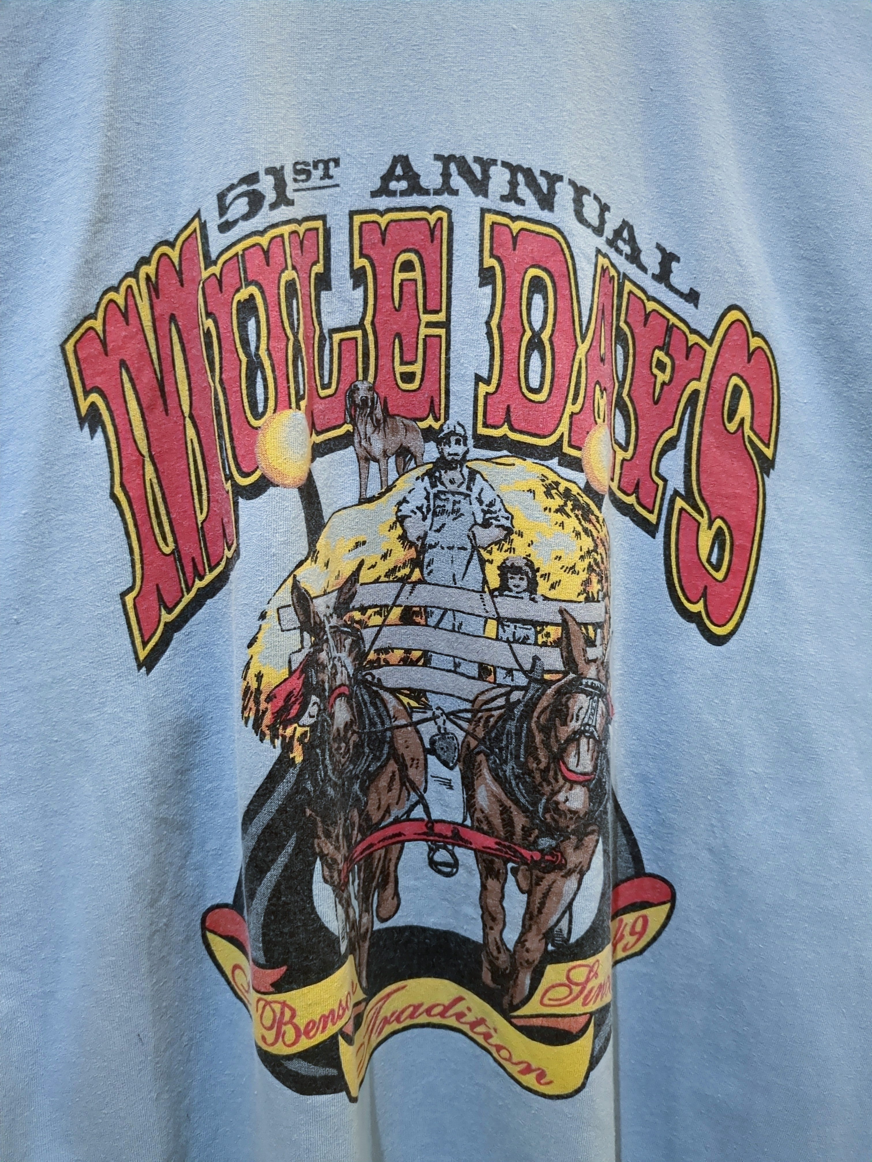 Gildan 00s Mule Days Graphic Tee - (XL)