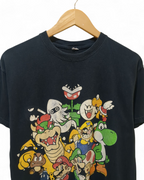 Super Mario Bros World Group Tee - (M)