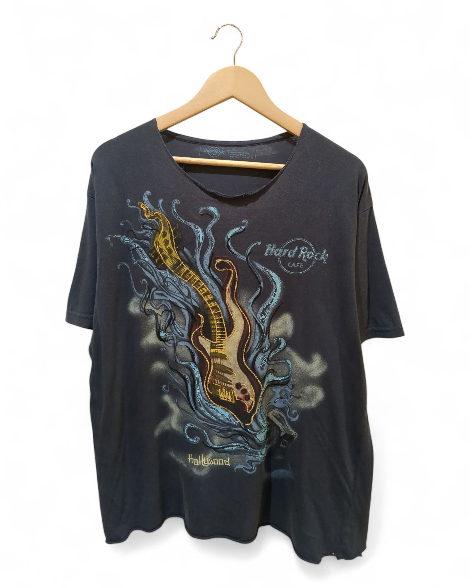Hard Rock Cafe Thrashed Hollywood Guitar Tee - (XL)