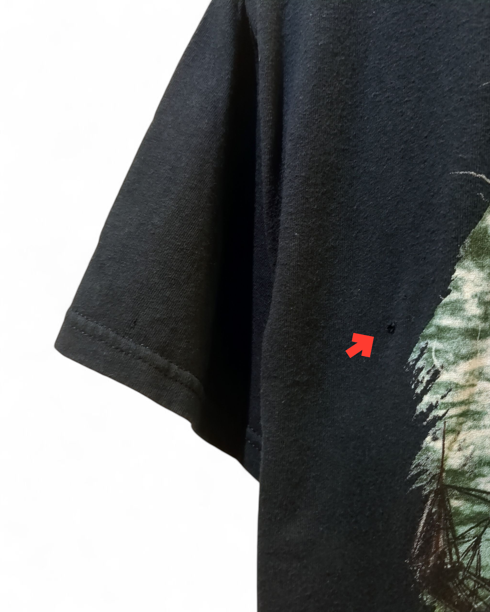 Gildan Pirates of the Caribbean Tee - (L)