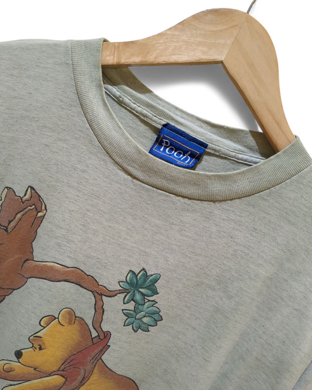 Vintage 1998 Winnie The Pooh Graphic Tee - (XL)