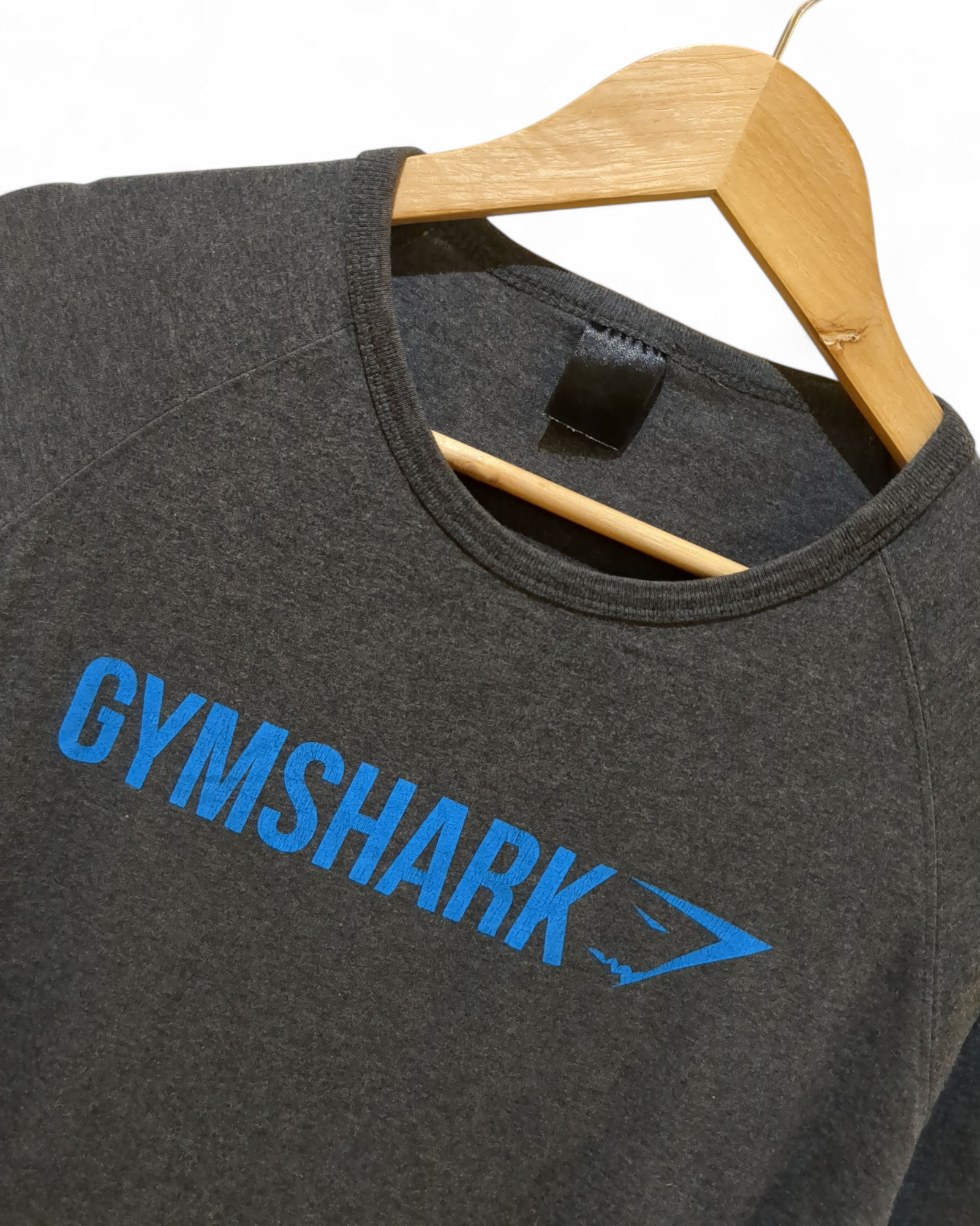 Gymshark Basic Logo Tee - (M)