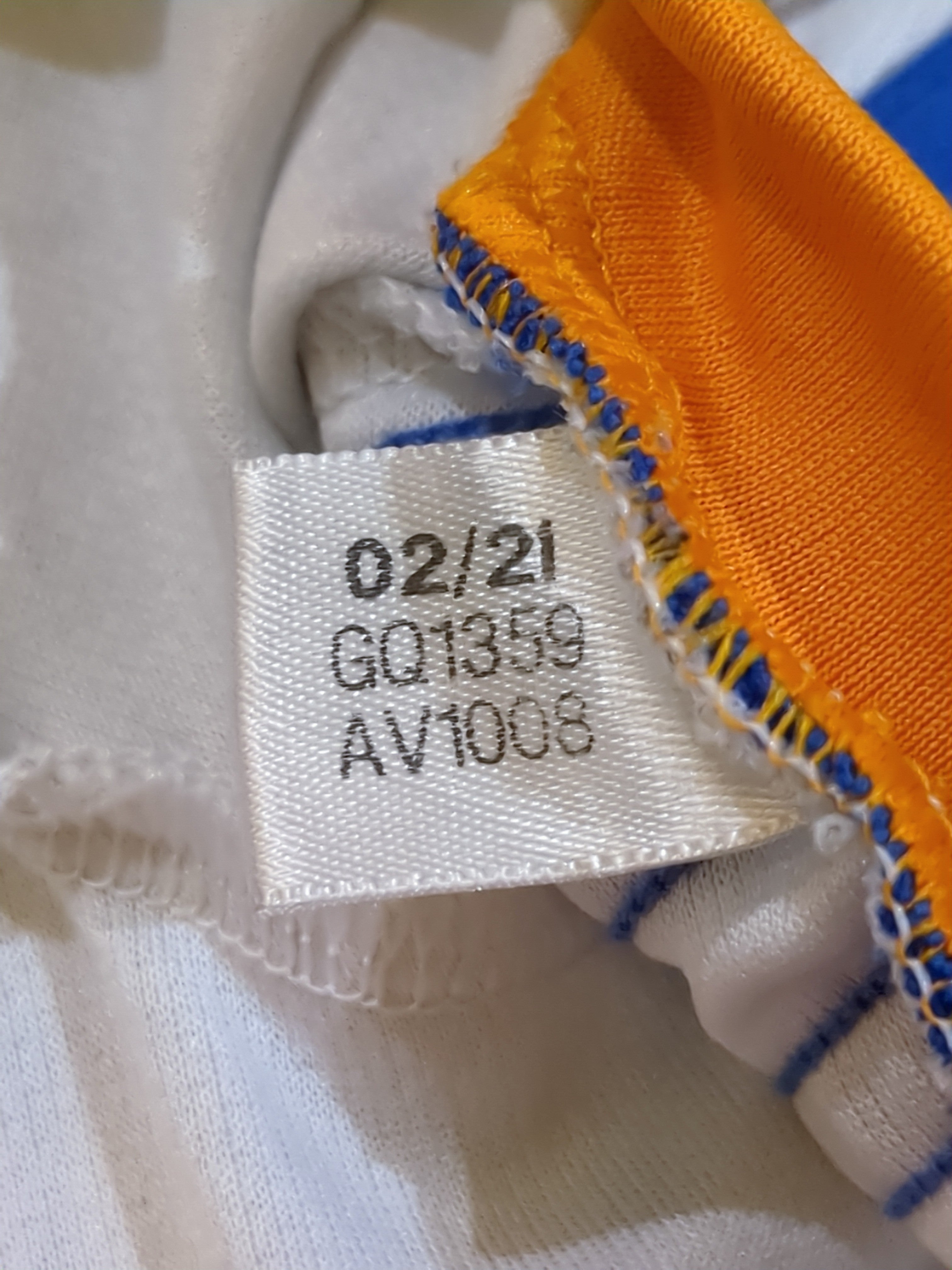 2021-22 Adidas Real Madrid Home Shirt - (XL)