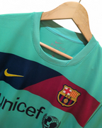 2010-11 Nike Barcelona Away Shirt - (M)
