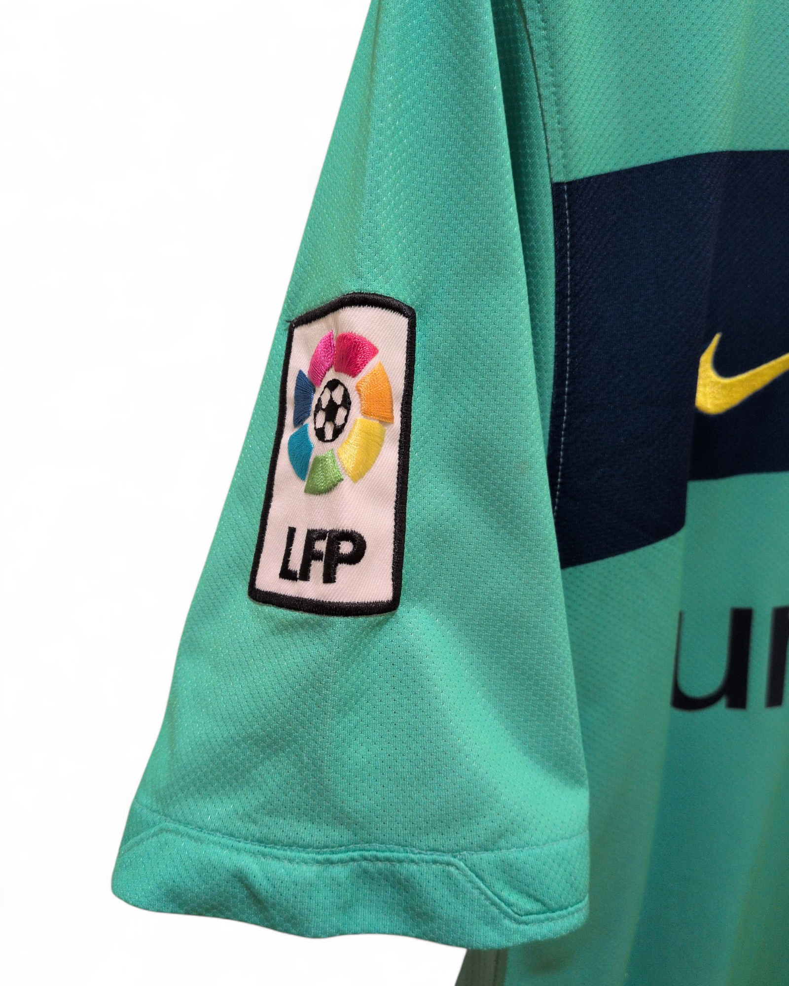 2010-11 Nike Barcelona Away Shirt - (M)
