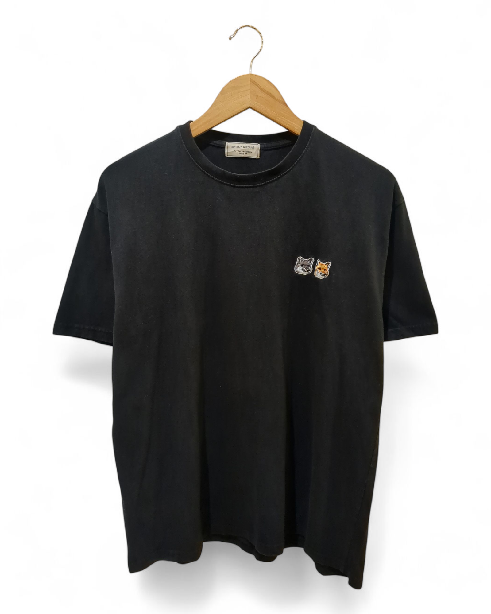 Maison Kitsune Chillax Fox Tee - (L)