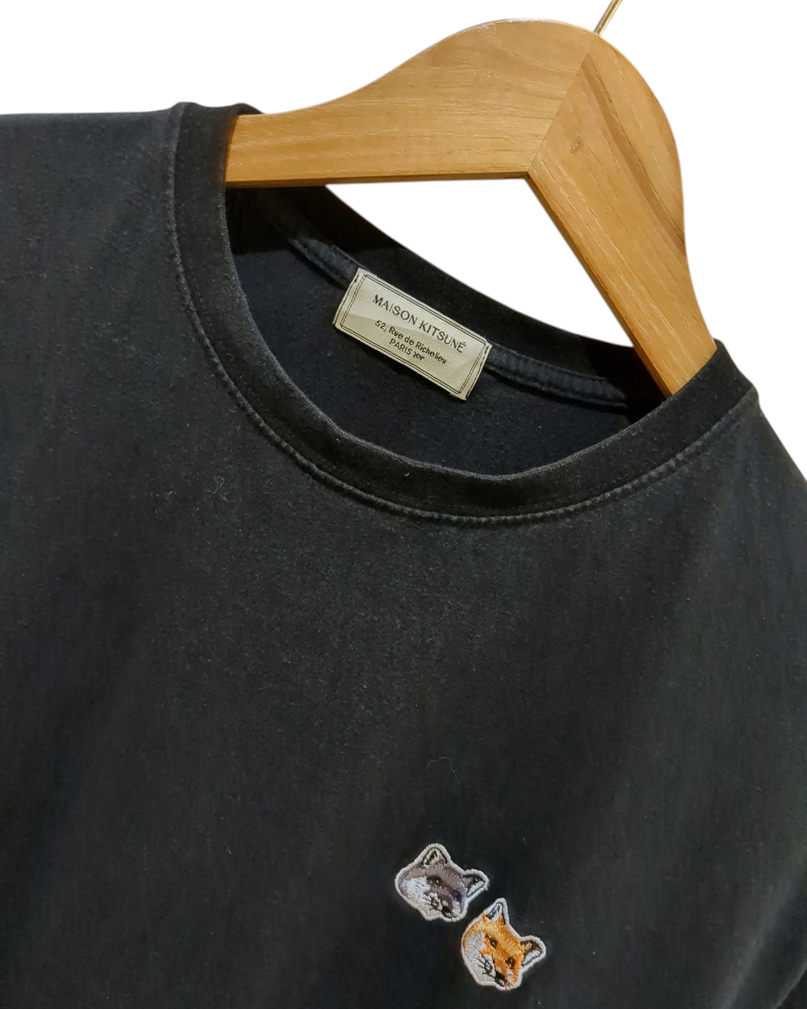 Maison Kitsune Chillax Fox Tee - (L)