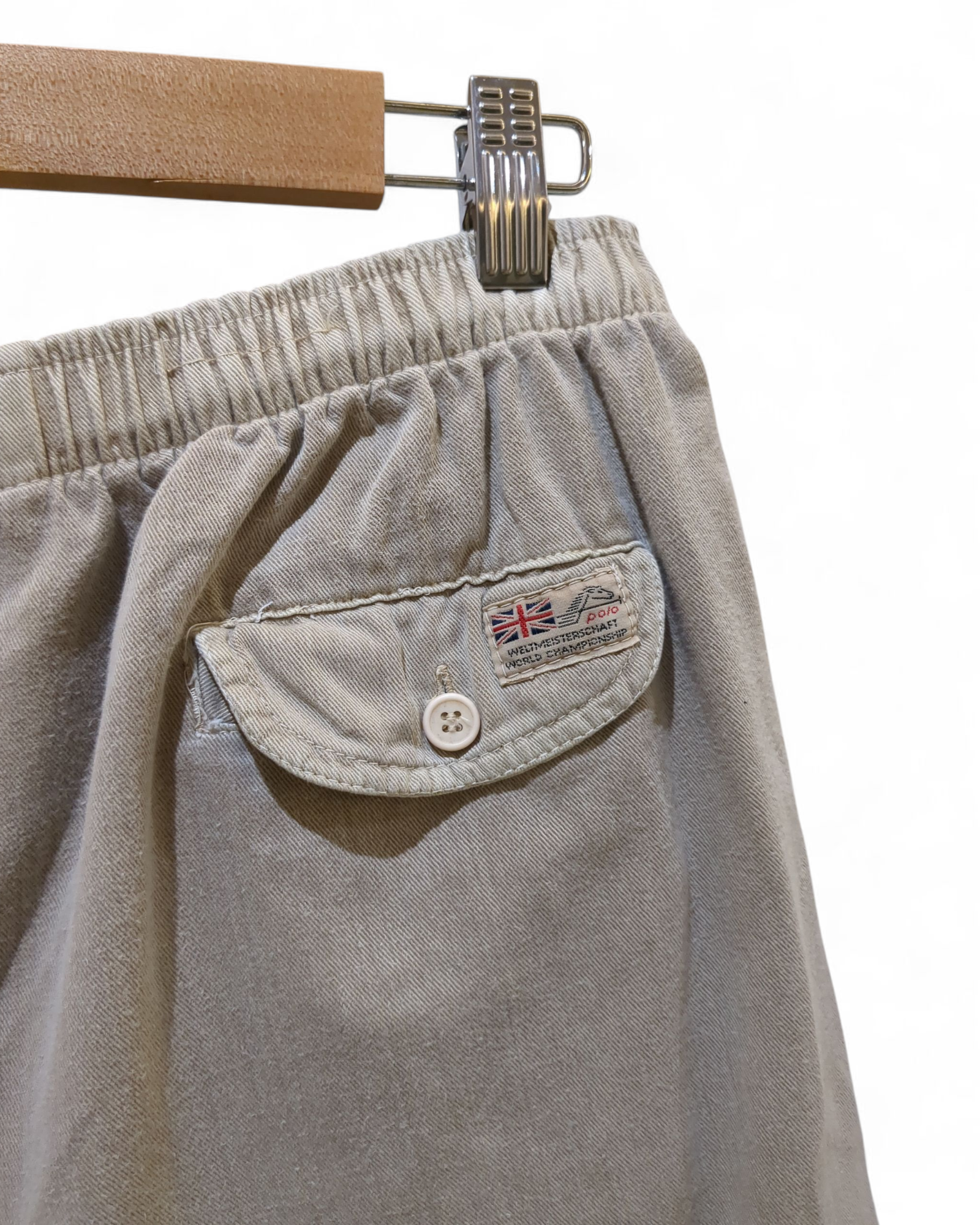 World Polo 90s Khaki Shorts - (W28 x L15)