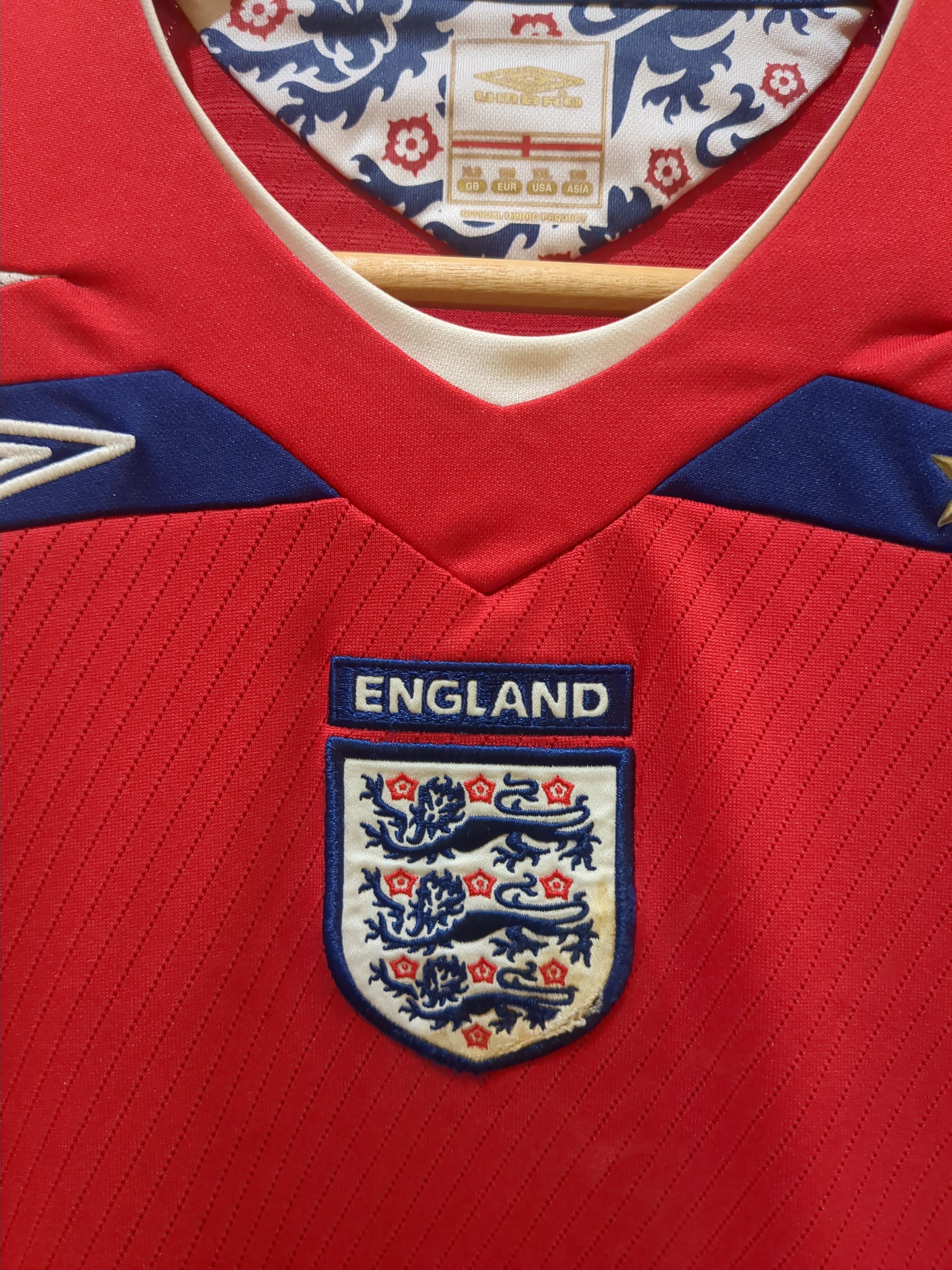 2008-10 Umbro England Away Shirt - (S)