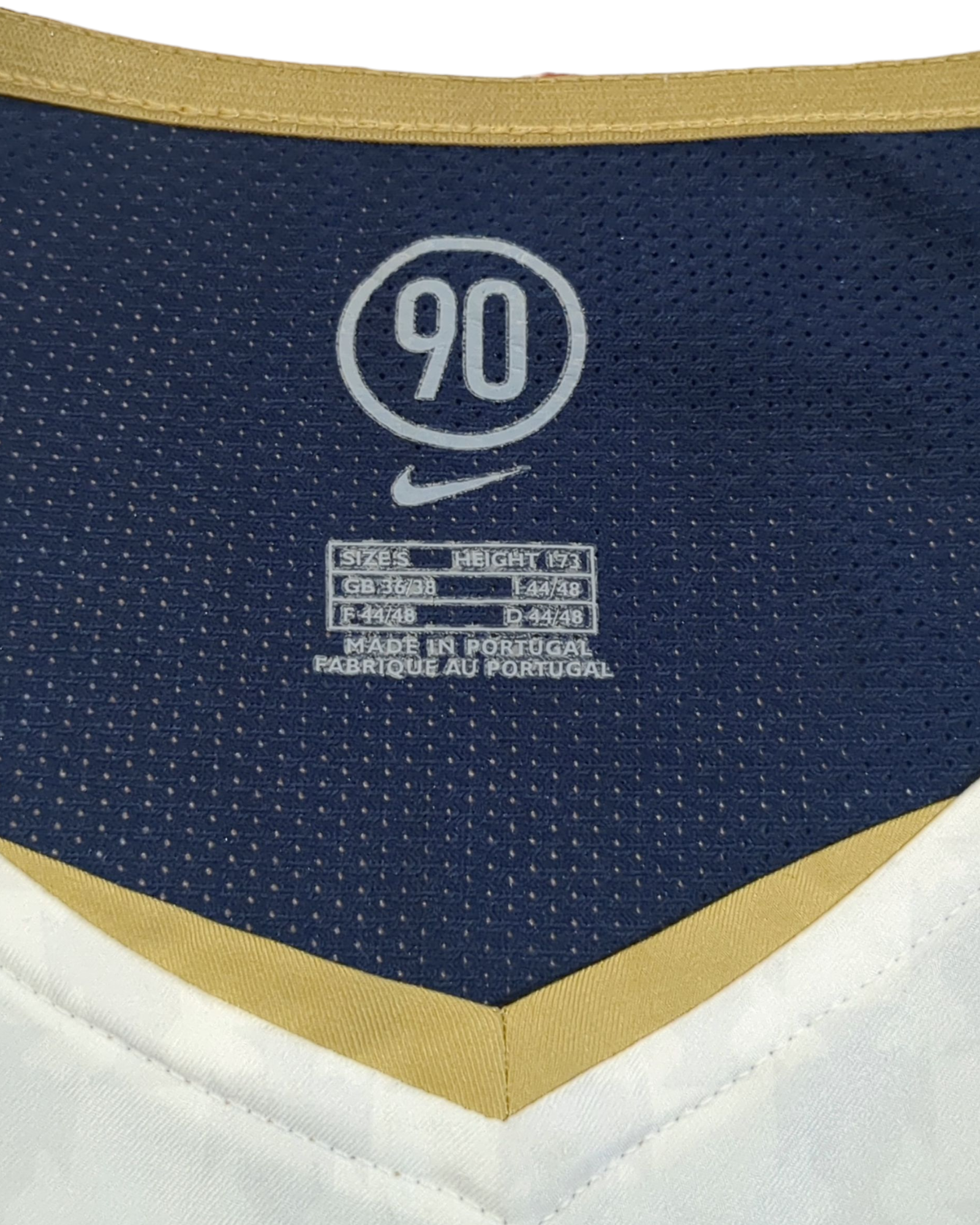 2004-06 Nike Portugal Away Shirt - (M)