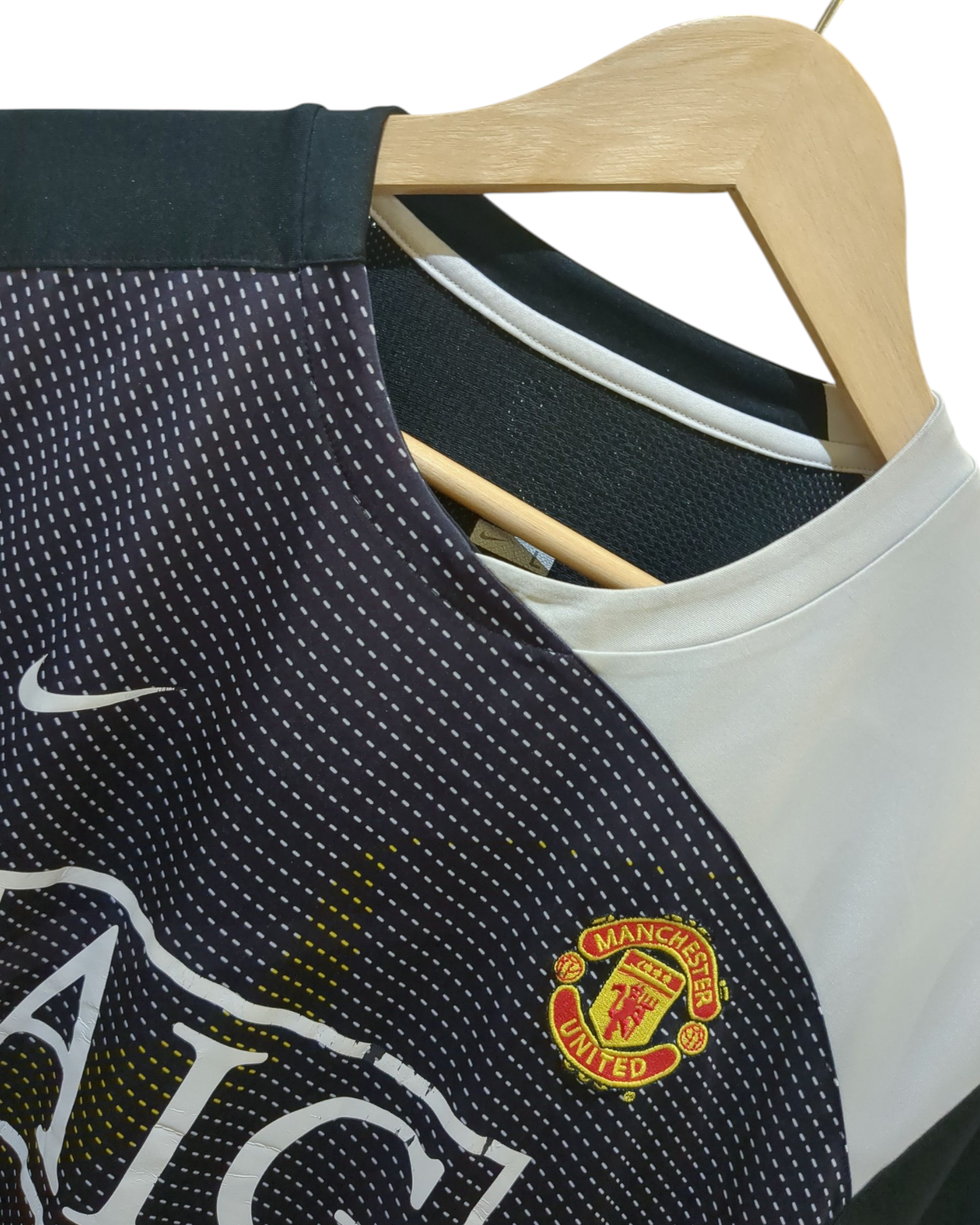 2008-09 Nike Manchester United Training Shirt - (L)