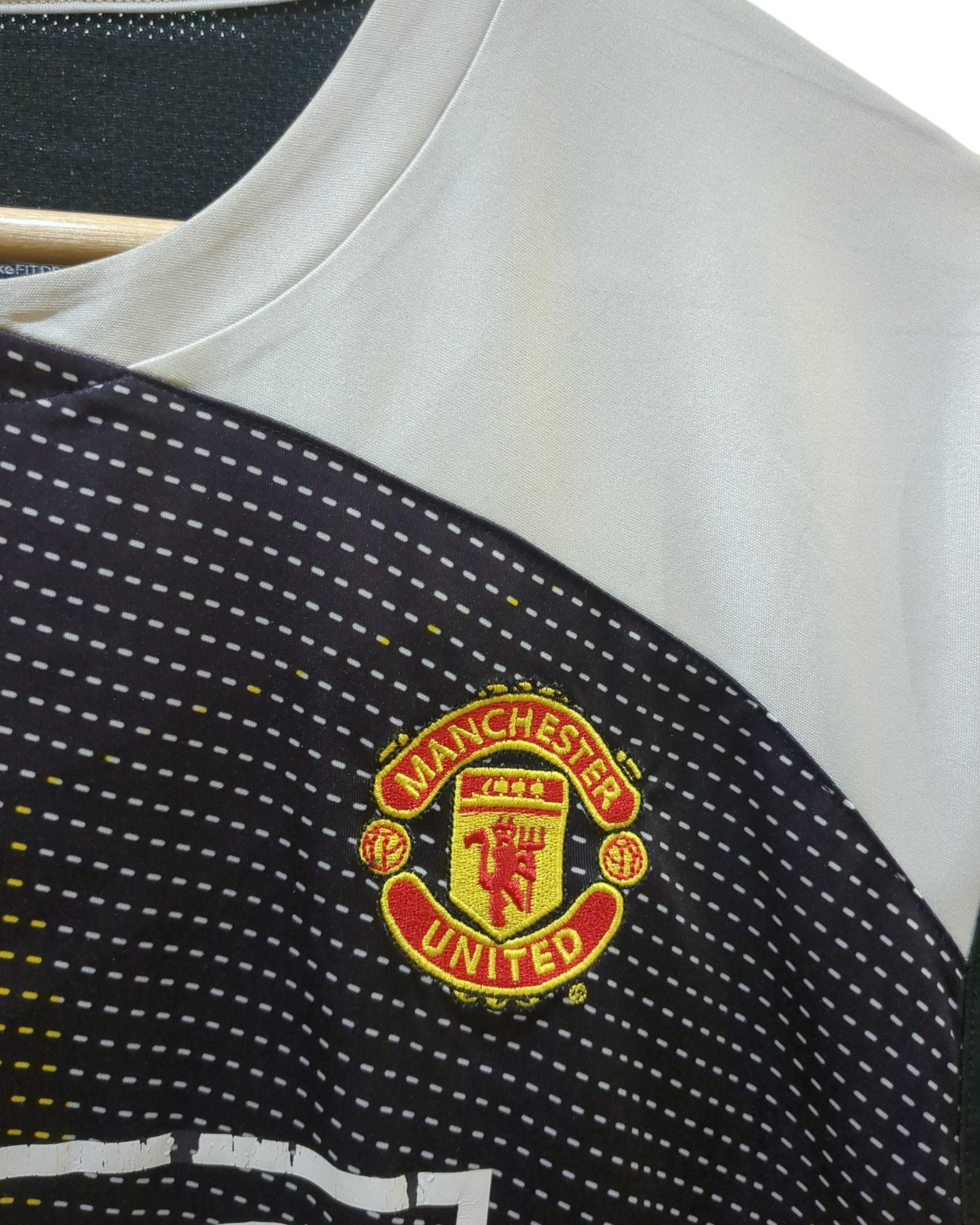 2008-09 Nike Manchester United Training Shirt - (L)