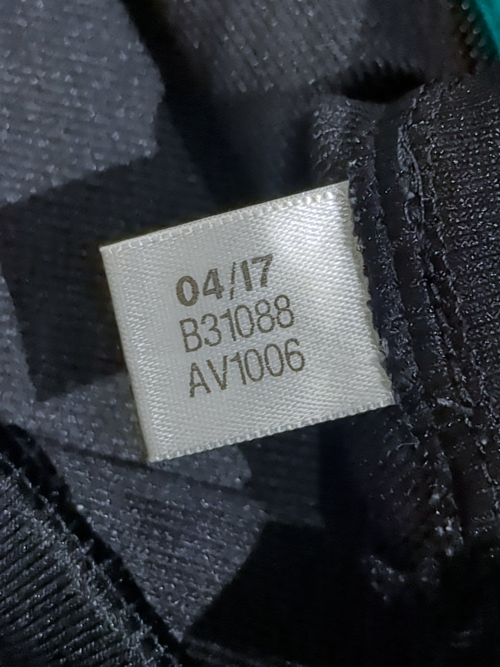 2017-18 Real Madrid Adidas Away L/S Shirt - (L)