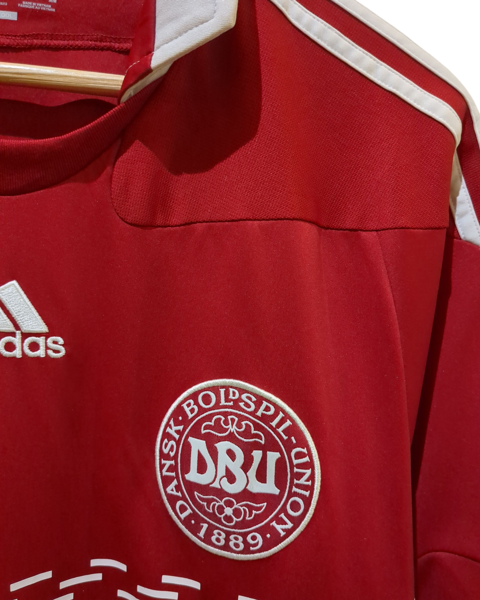 2010-11 Adidas Denmark Home Shirt - (M)