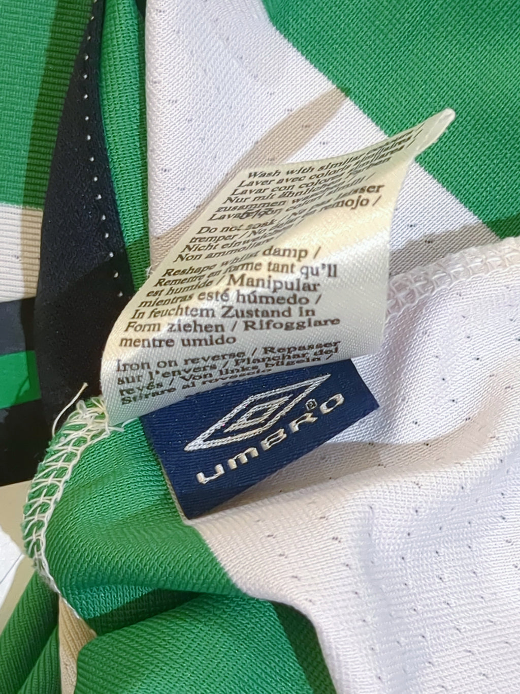 2004-05 Umbro Celtic Home Shirt - (M)